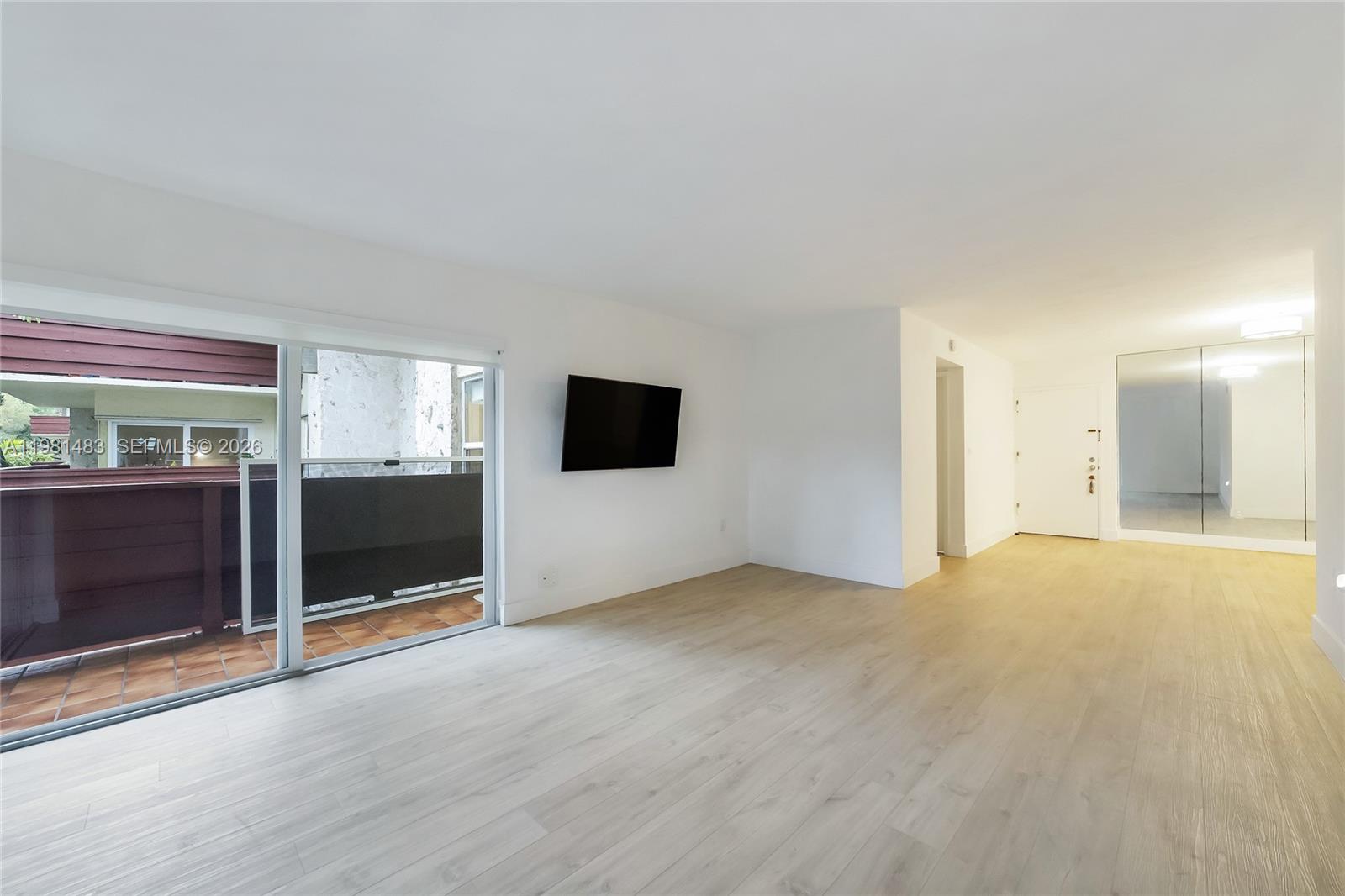 VILLA CAPRI CONDO - Residential