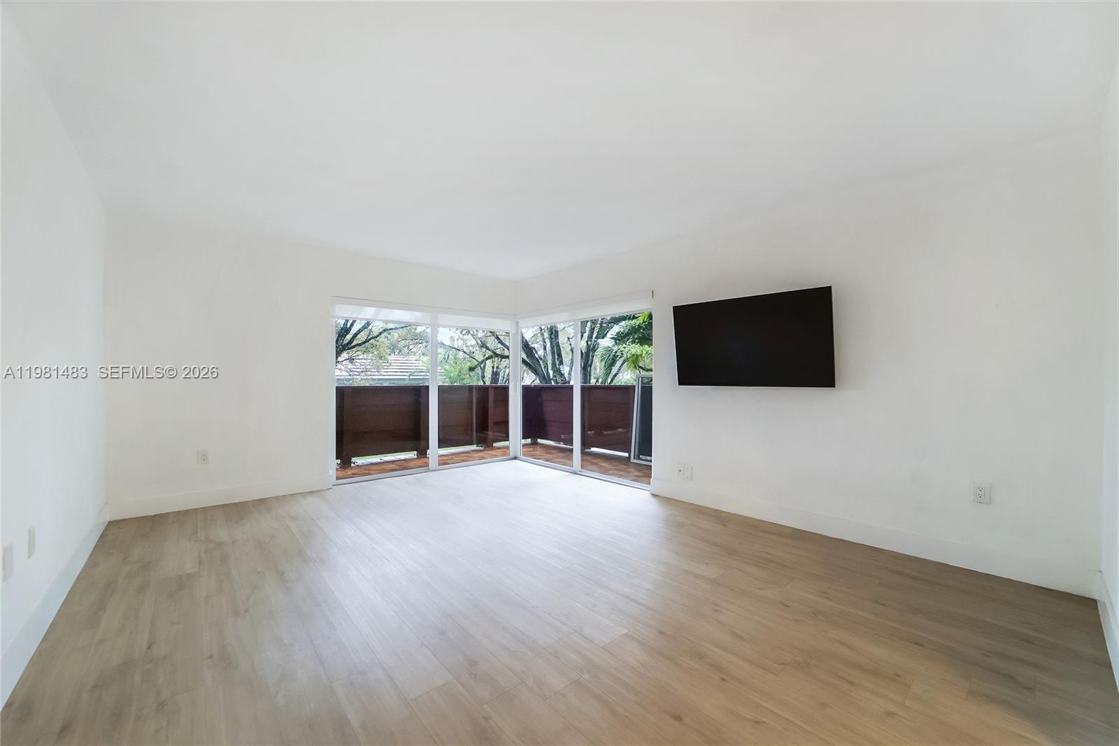 VILLA CAPRI CONDO - Residential