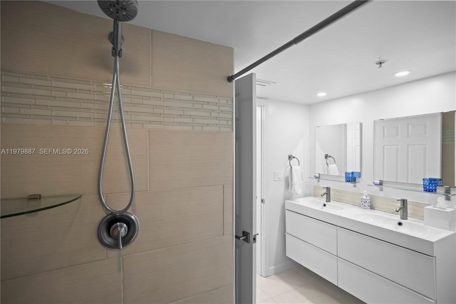 SHERIDAN BEACH CLUB CONDO - Residential Lease