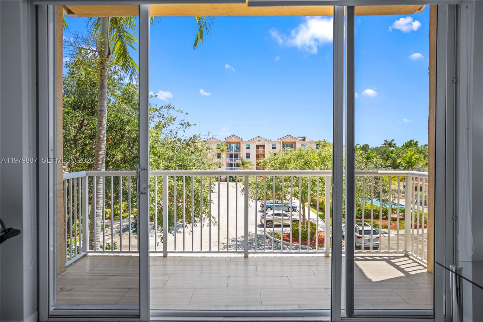 SHERIDAN BEACH CLUB CONDO - Residential Lease