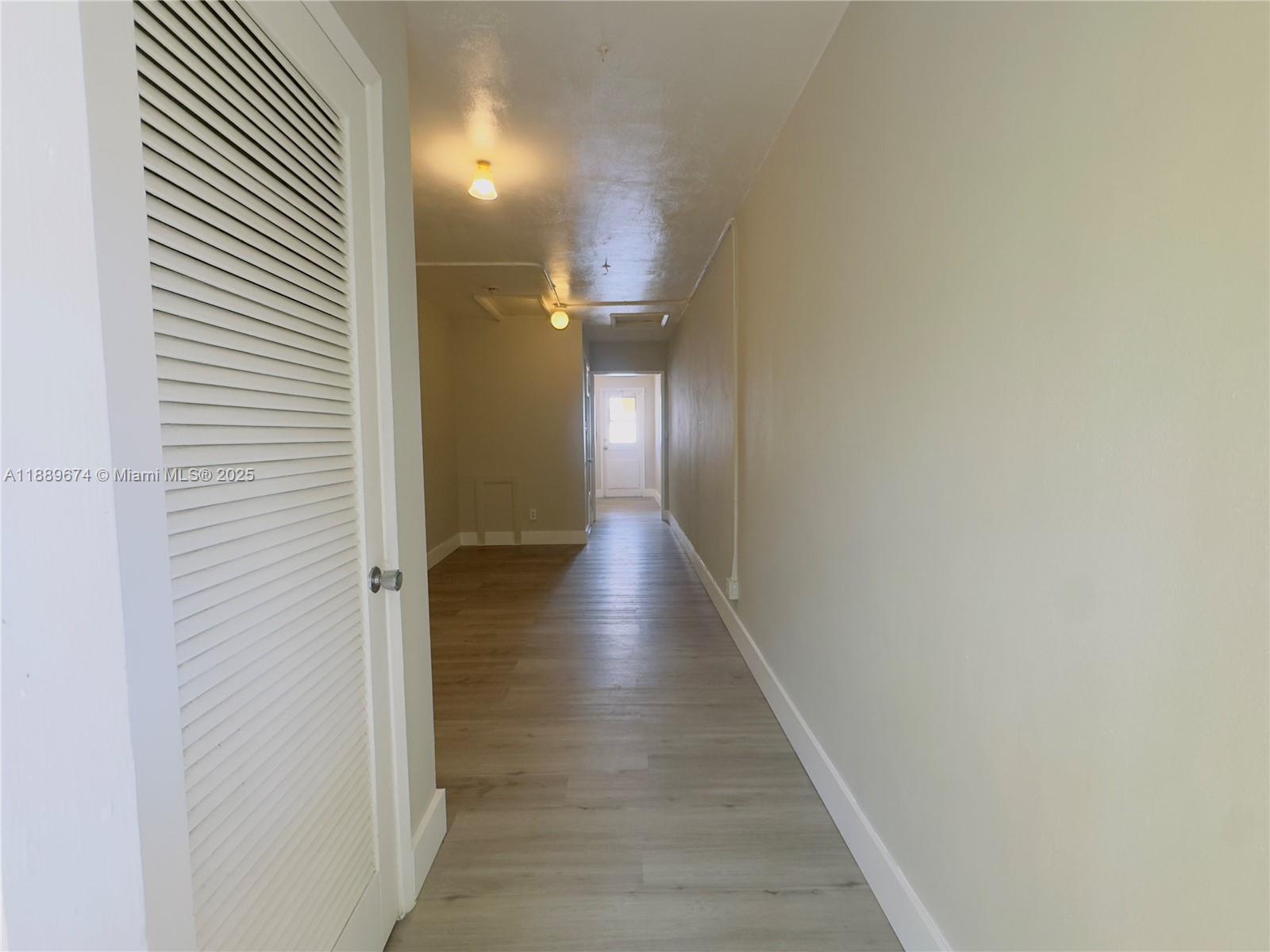 CORAL RIDGE COUNTRY CLUB - Residential Lease