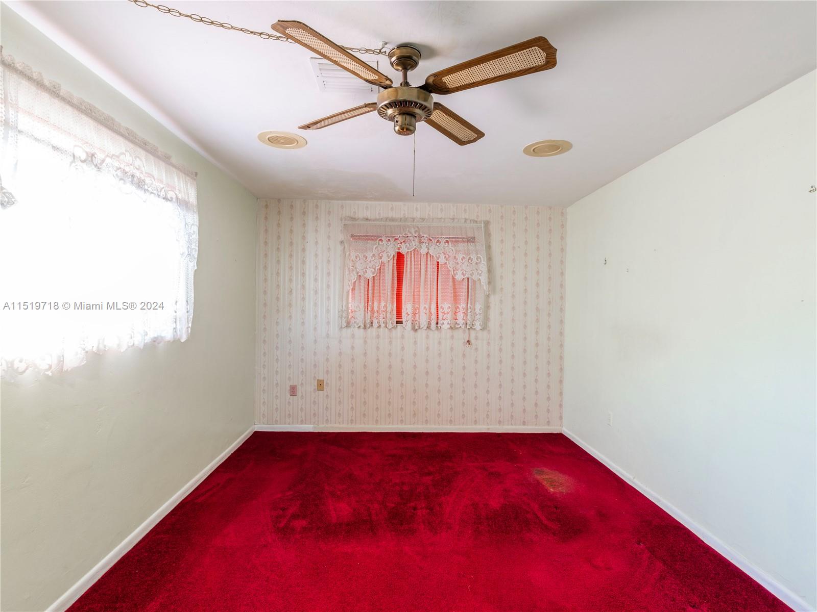 CORAL GARDENS - Residential