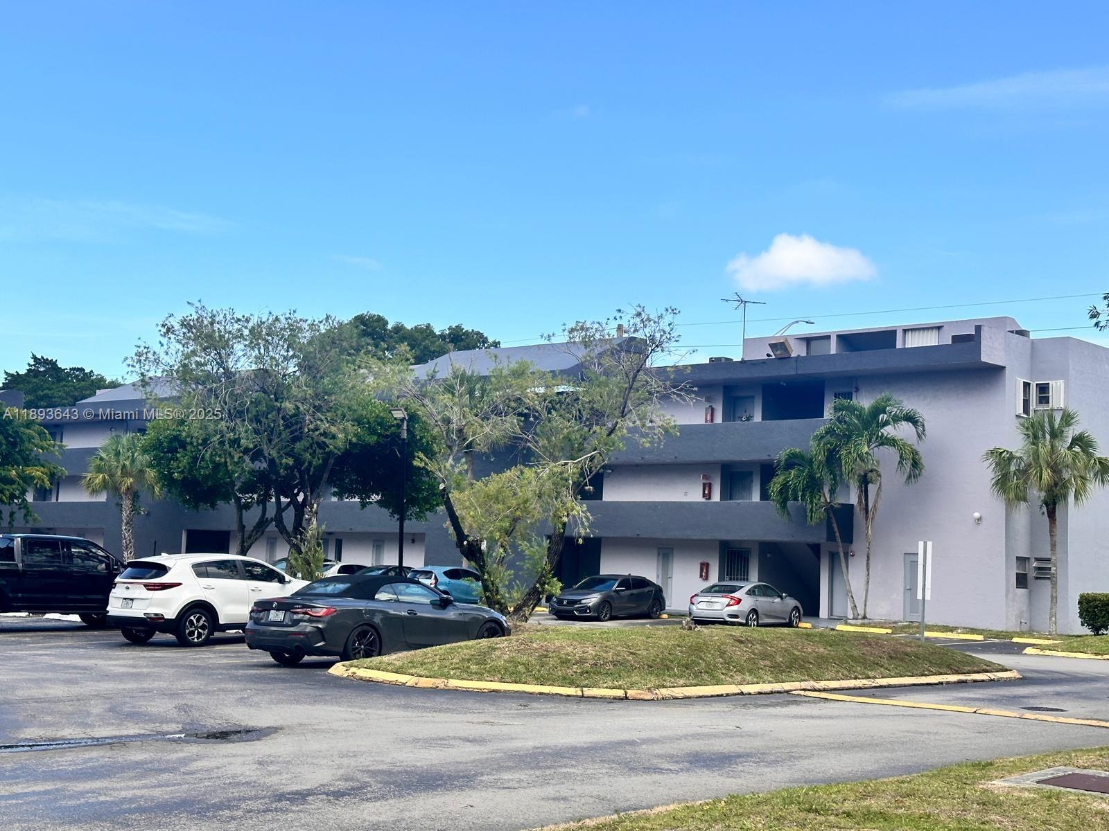 THE GREENS CONDO - Residential Lease