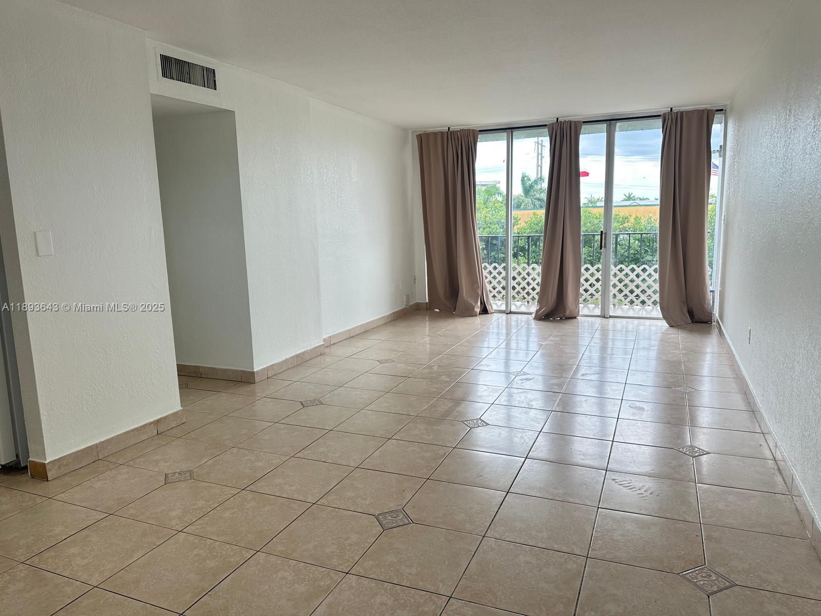 THE GREENS CONDO - Residential Lease