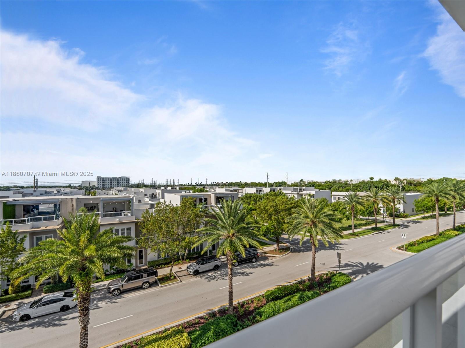 LANDMARK AT DORAL - Residential