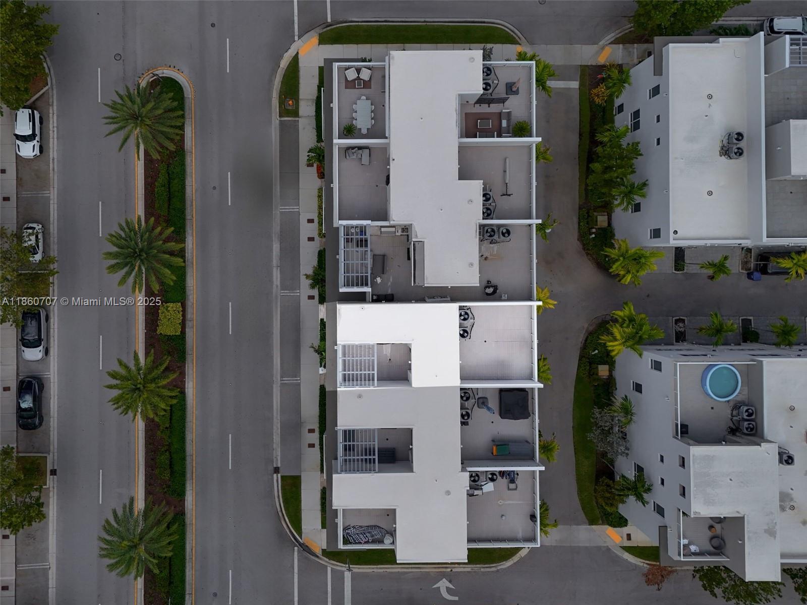 LANDMARK AT DORAL - Residential