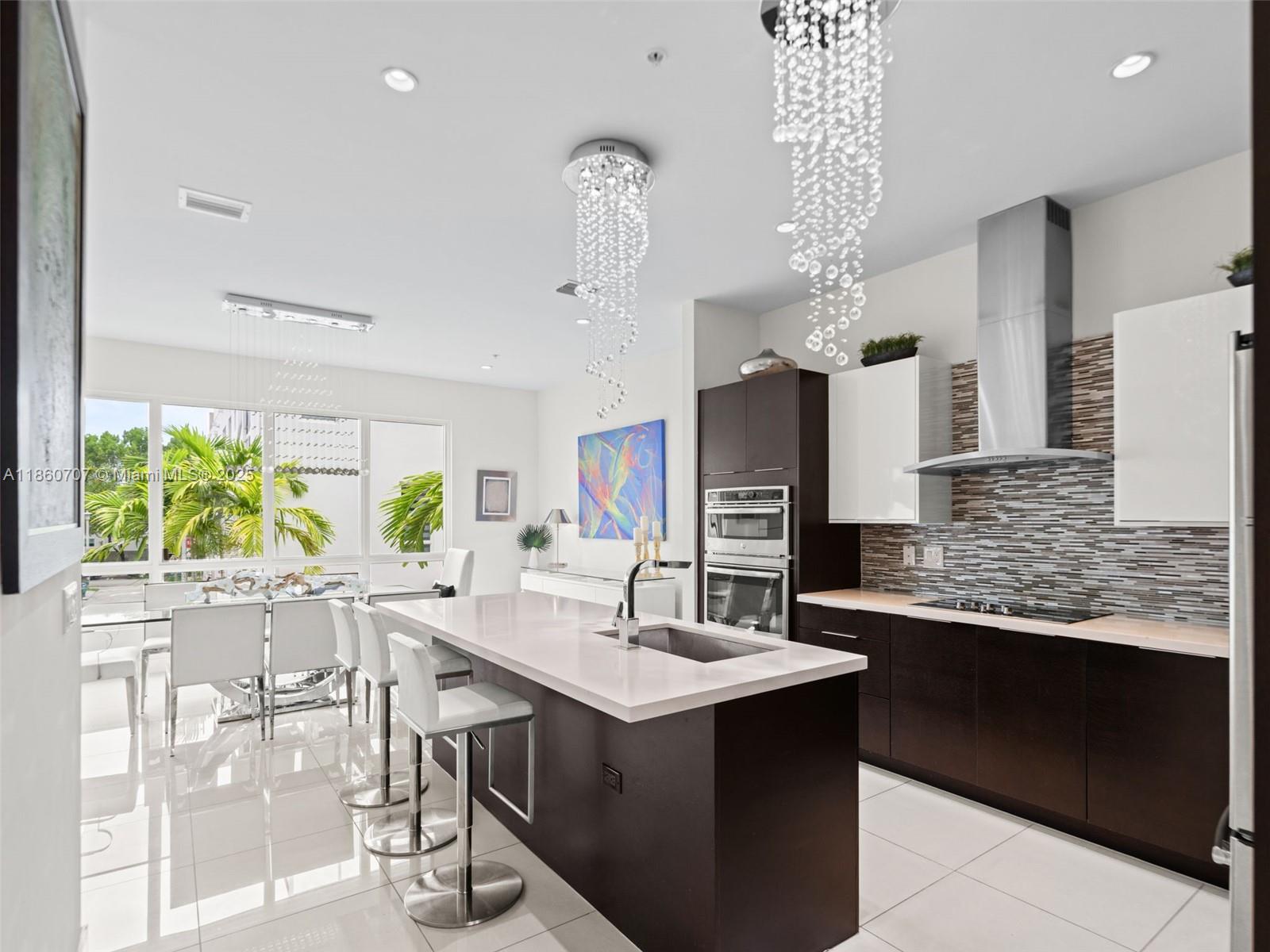LANDMARK AT DORAL - Residential
