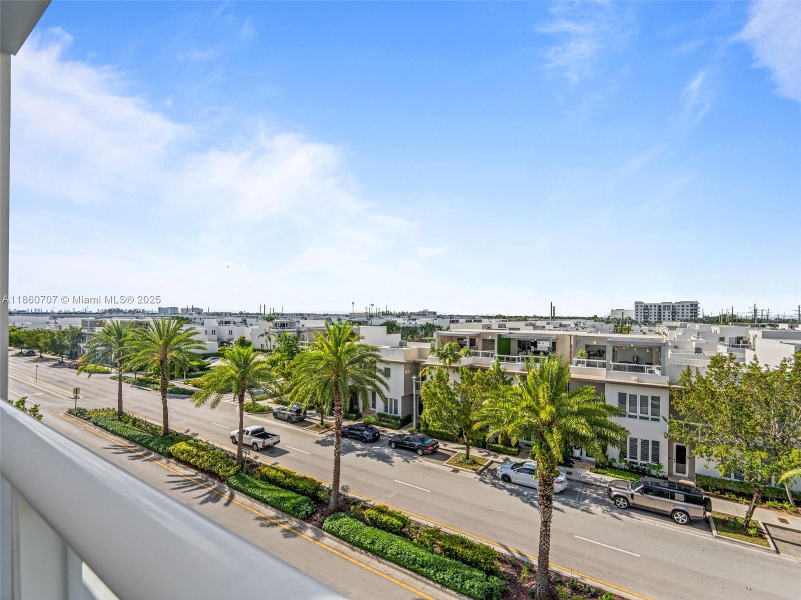 LANDMARK AT DORAL - Residential