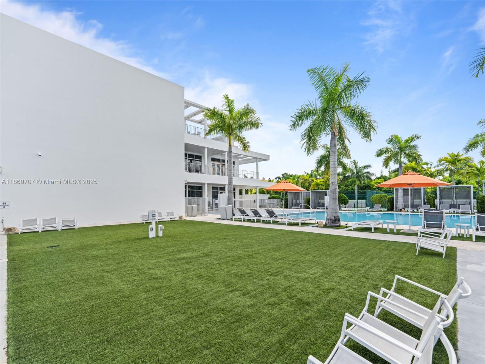 LANDMARK AT DORAL - Residential