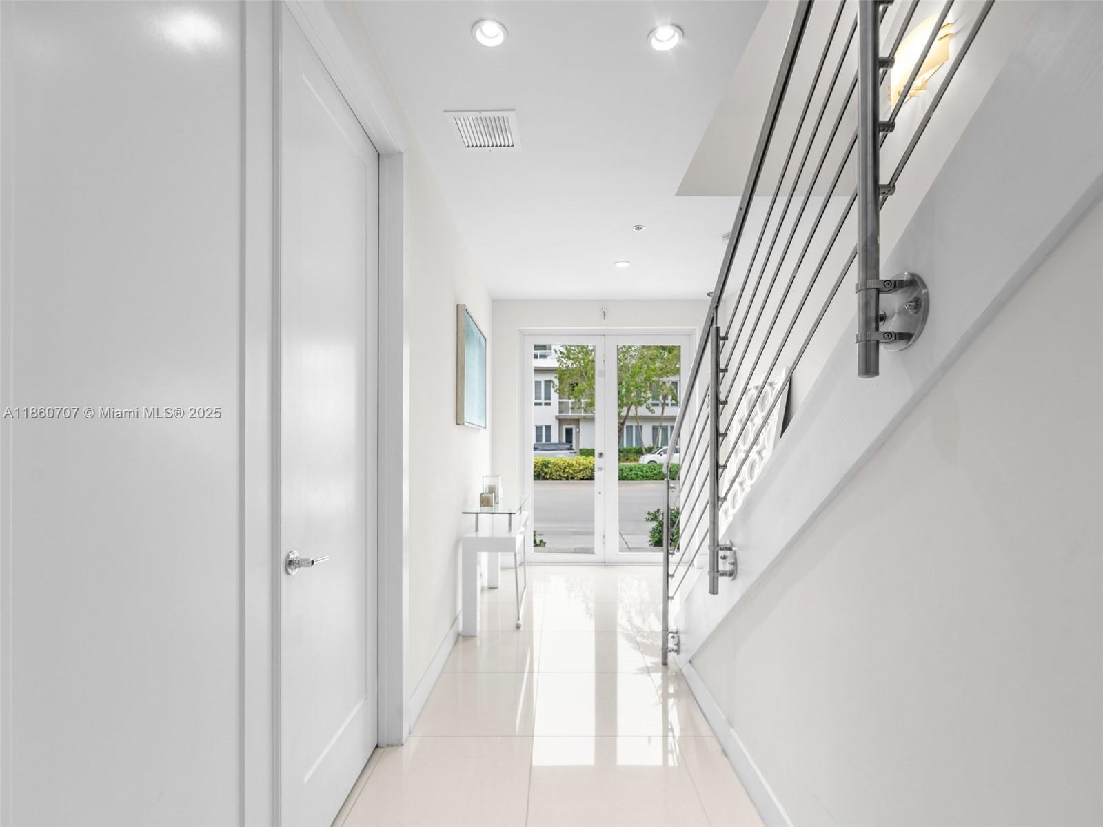 LANDMARK AT DORAL - Residential