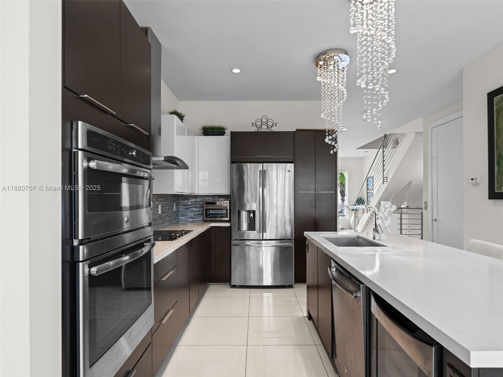 LANDMARK AT DORAL - Residential