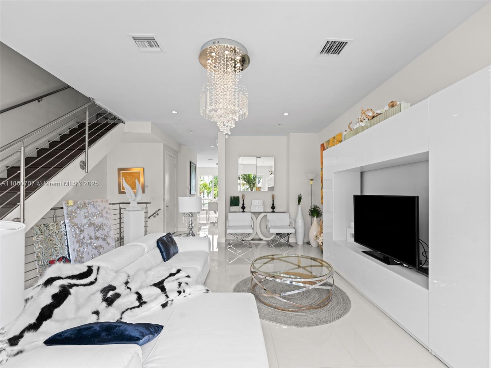 LANDMARK AT DORAL - Residential