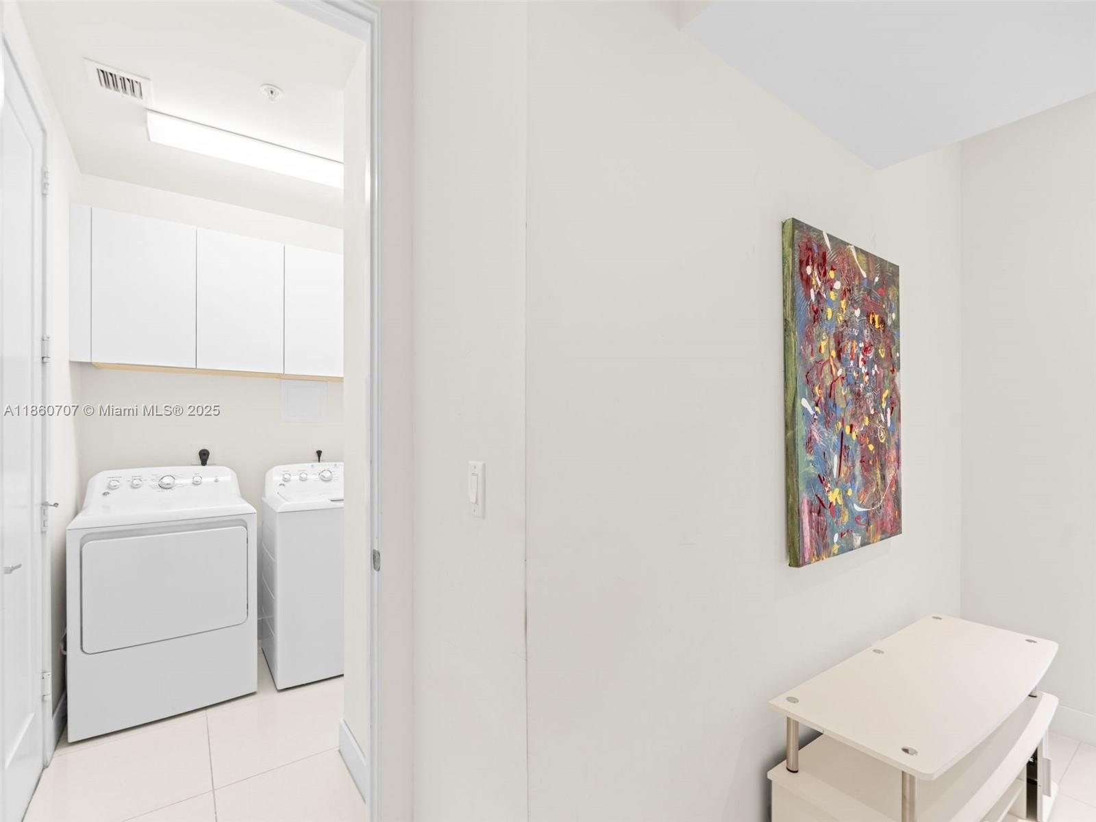 LANDMARK AT DORAL - Residential