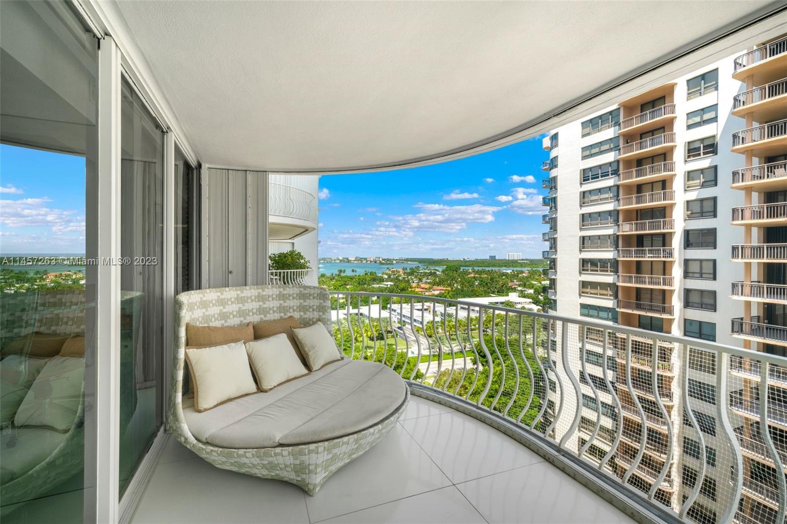 Bal Harbour 101 - Residential