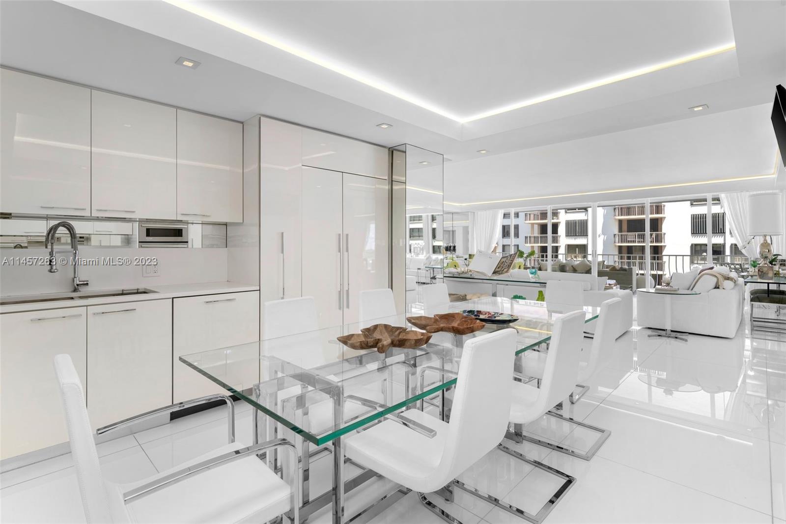 Bal Harbour 101 - Residential