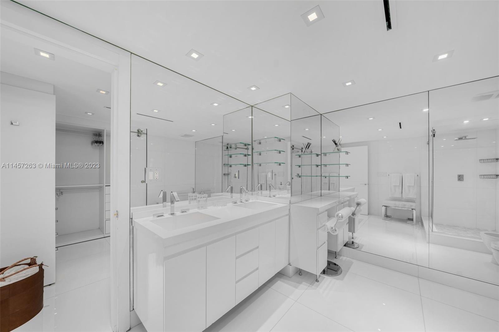 Bal Harbour 101 - Residential