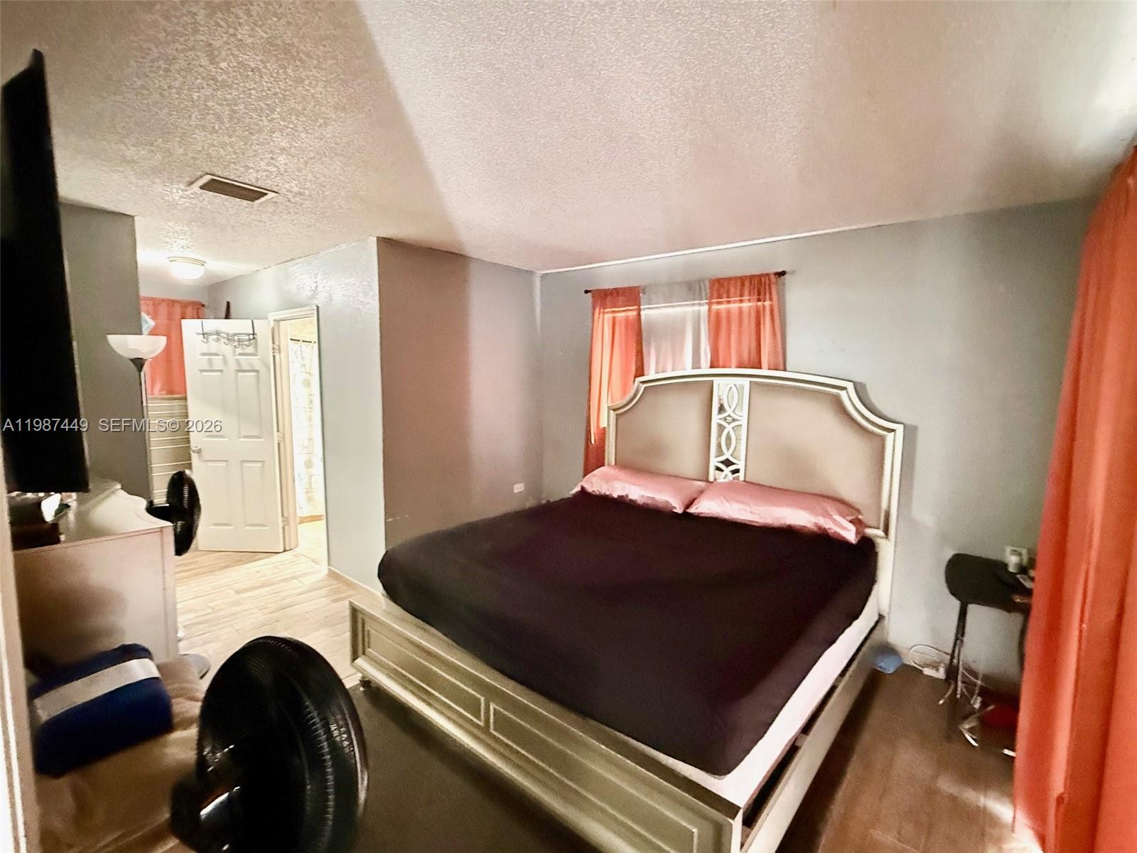 SOUTHLAND PINES - Residential