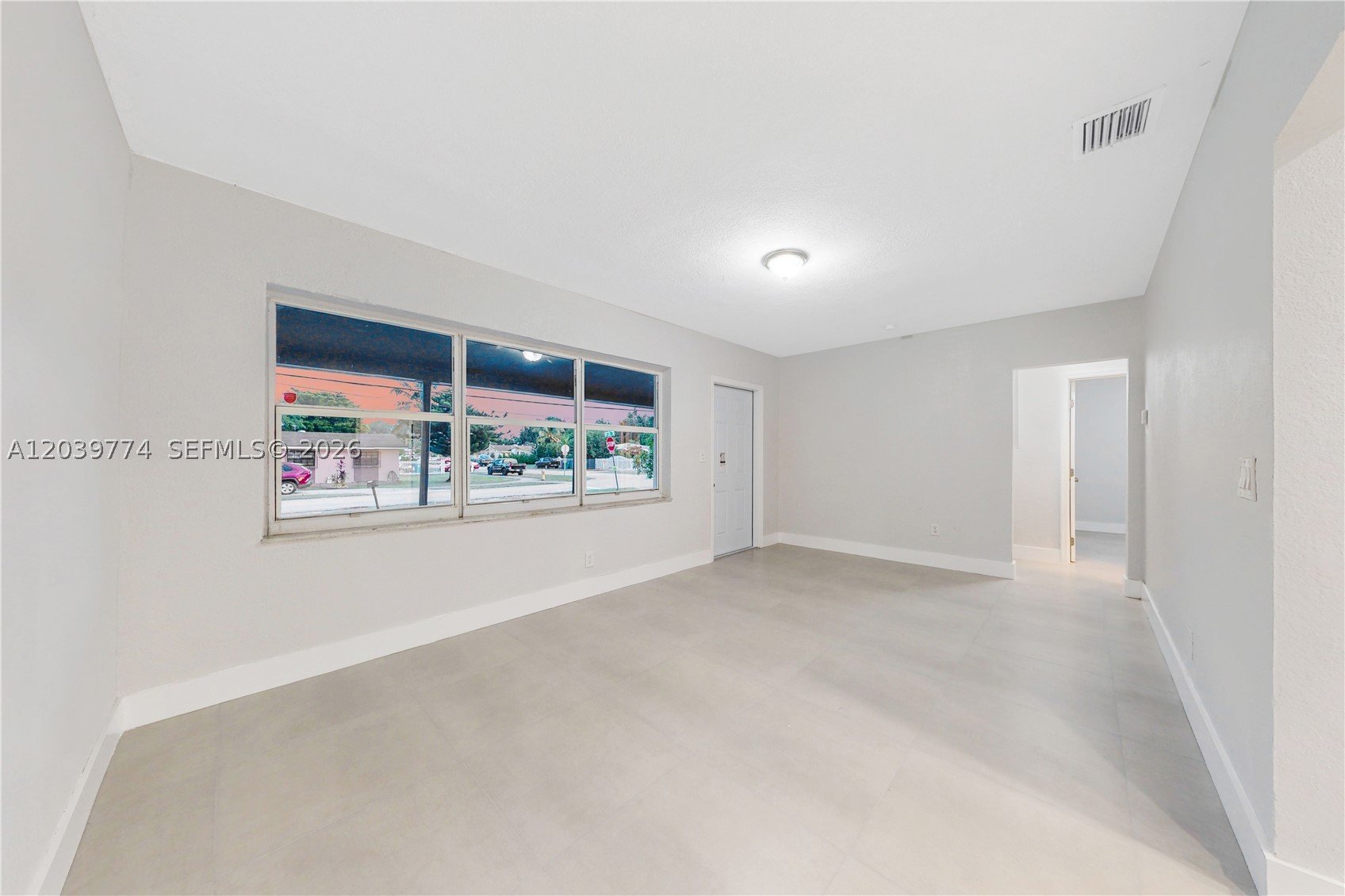 11702 NW 1st Ave 11702