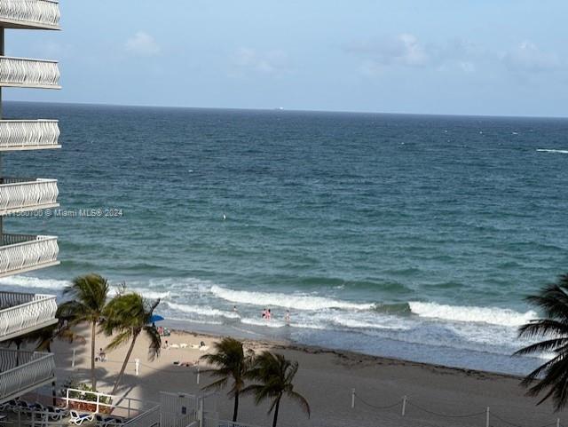 Photo 1 of 4010 Galt Ocean Dr 716, Fort Lauderdale, Florida, $2,200, Web #: 11560700