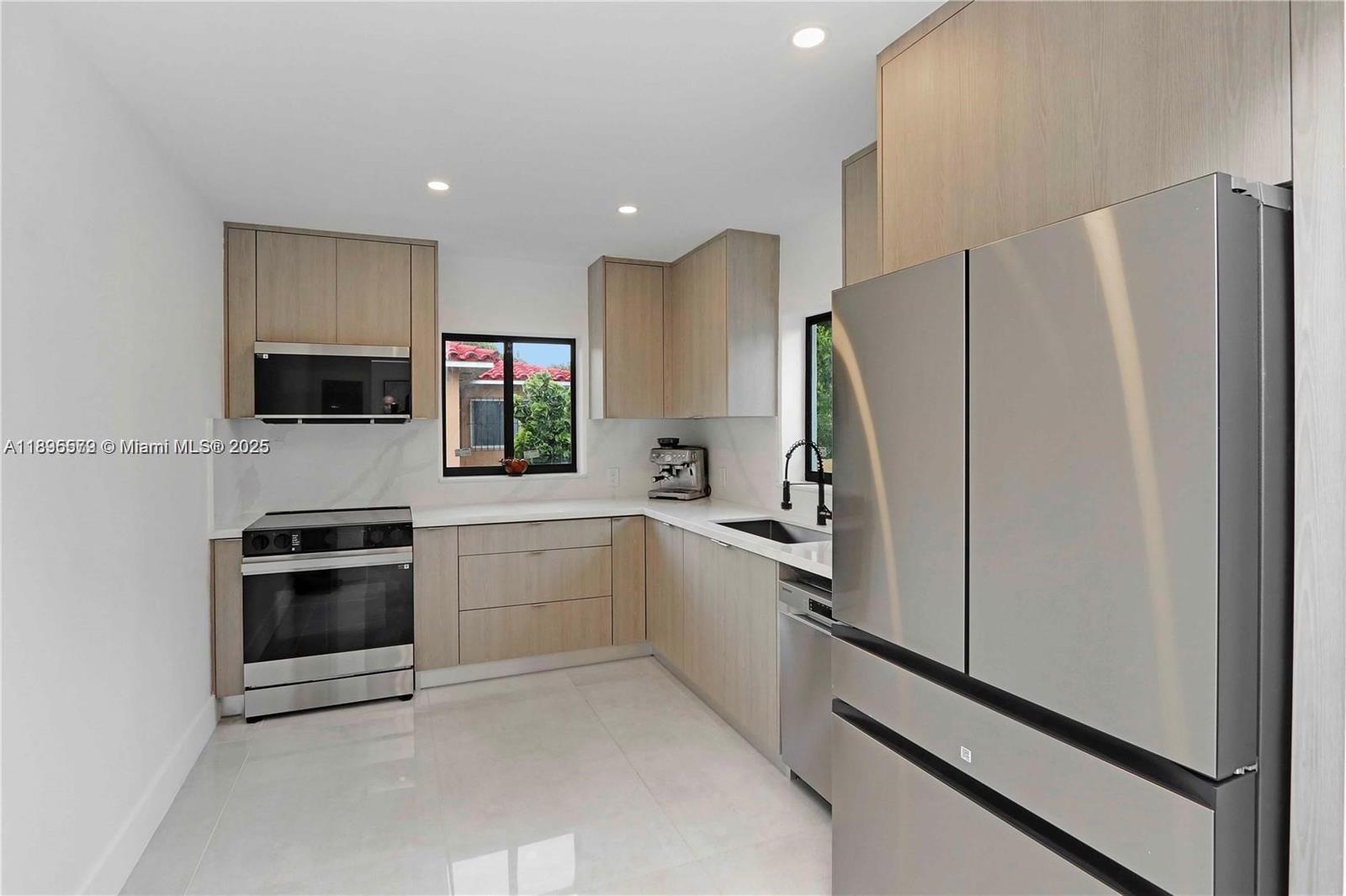 BRENTWOOD - Residential Lease