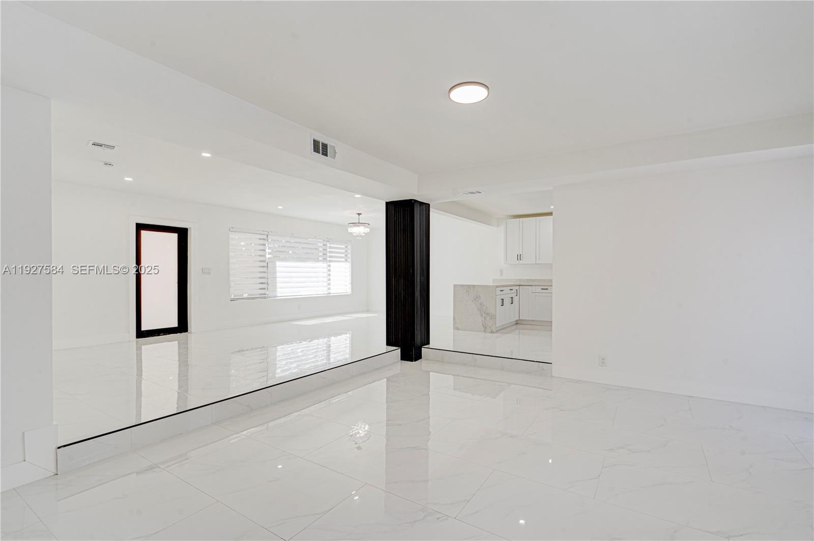 BREEZESWEPT ESTATES - Residential Lease