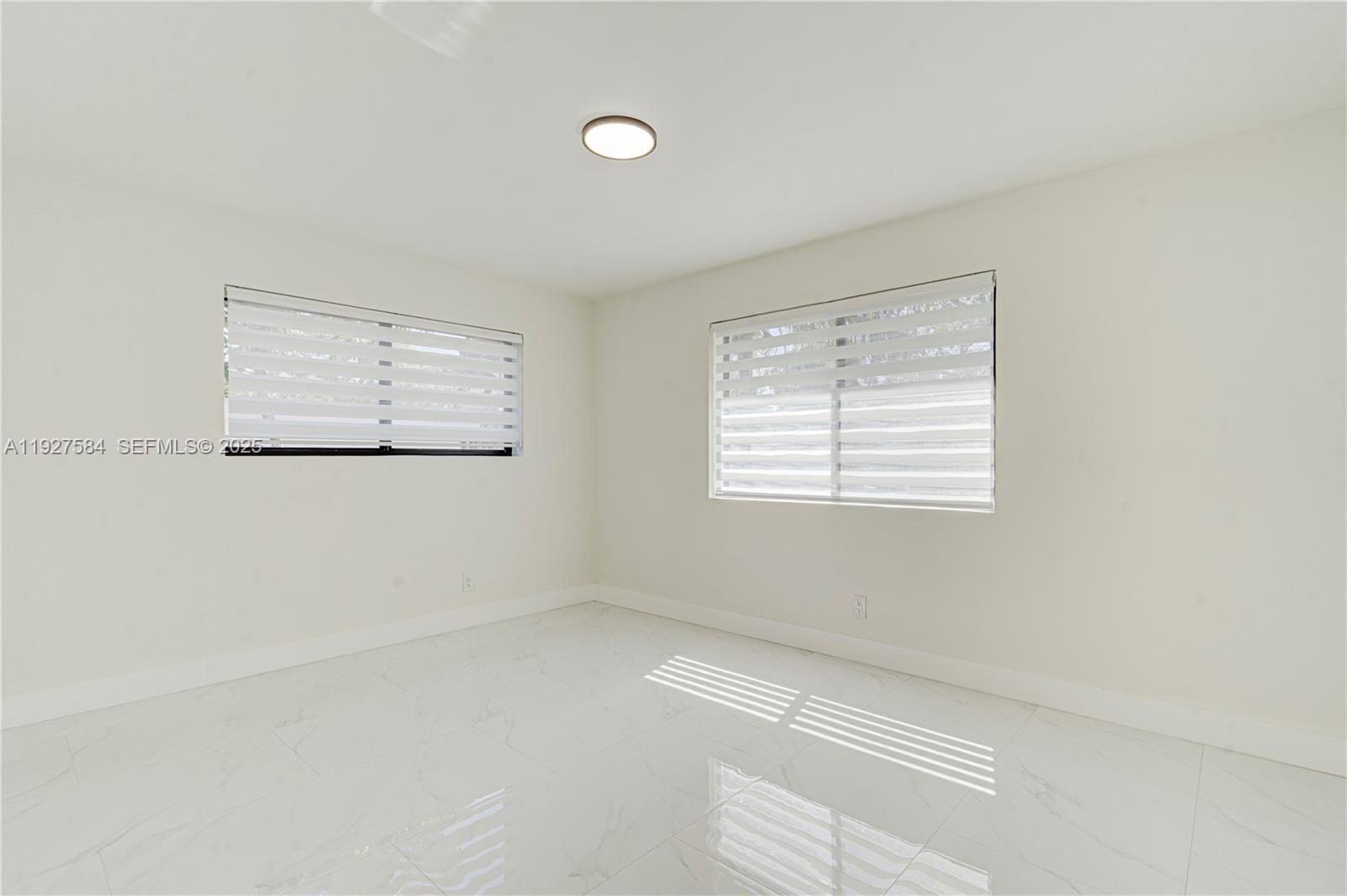 BREEZESWEPT ESTATES - Residential Lease