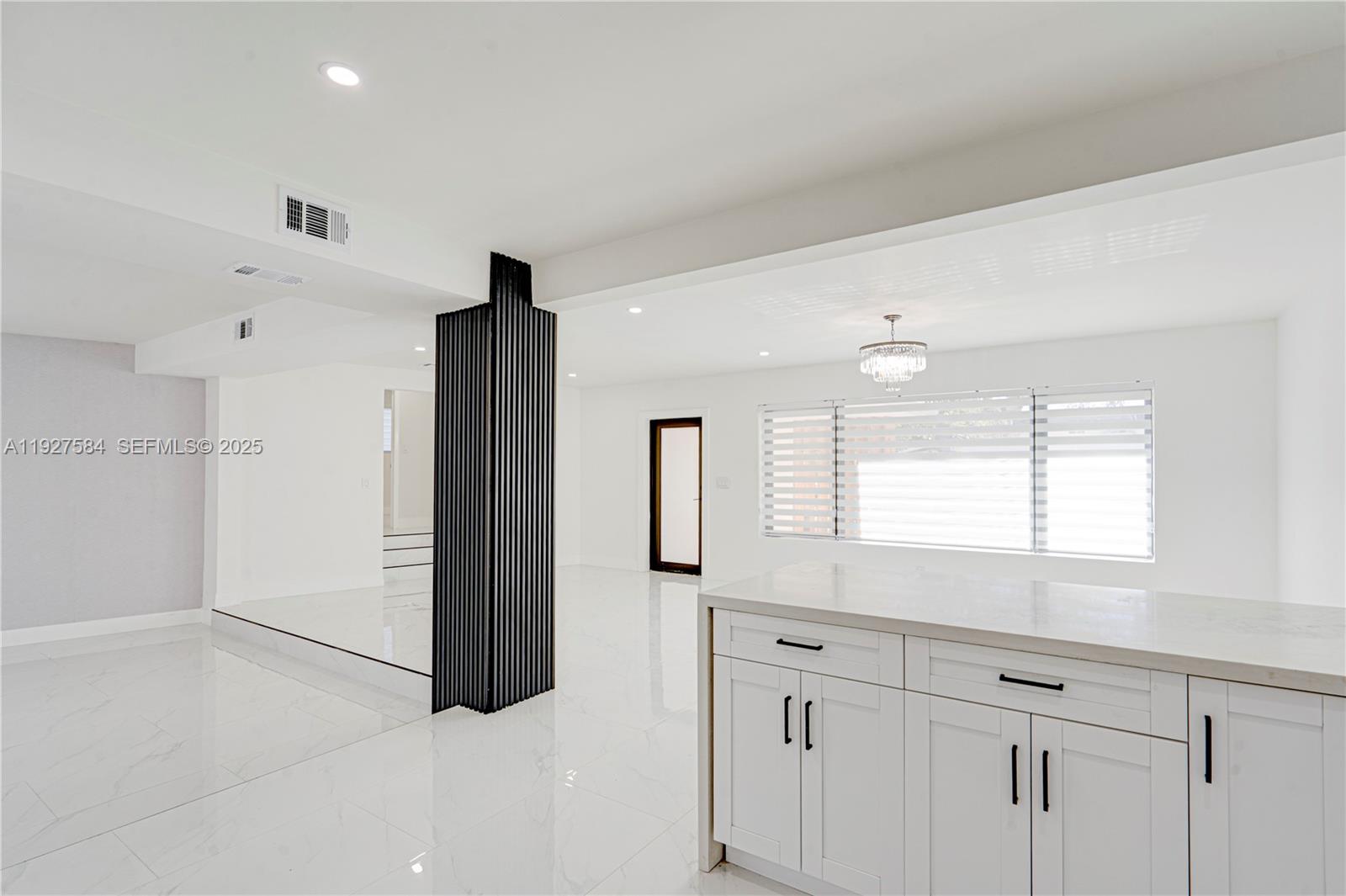 BREEZESWEPT ESTATES - Residential Lease