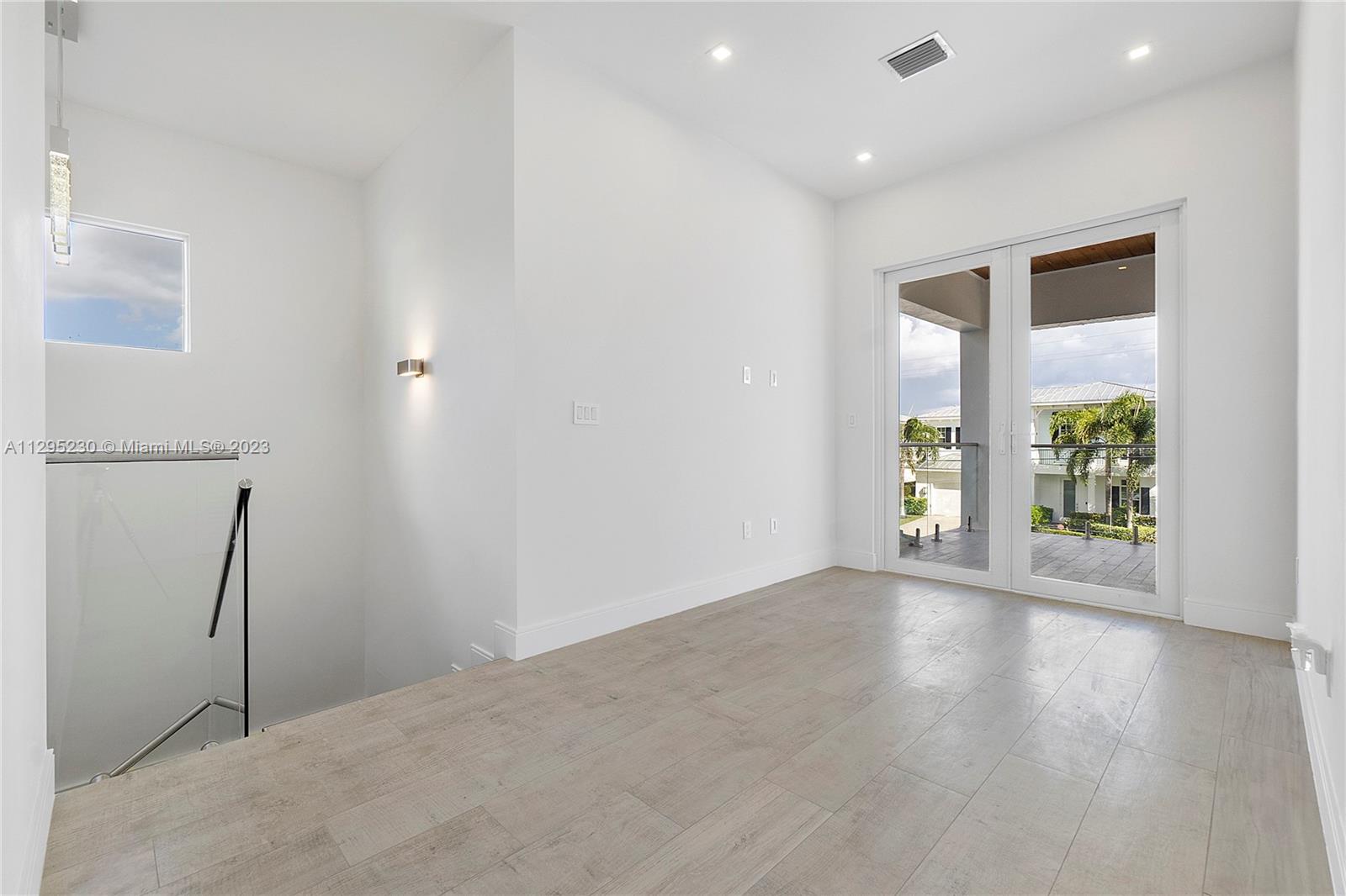 DELL PARK - Residential