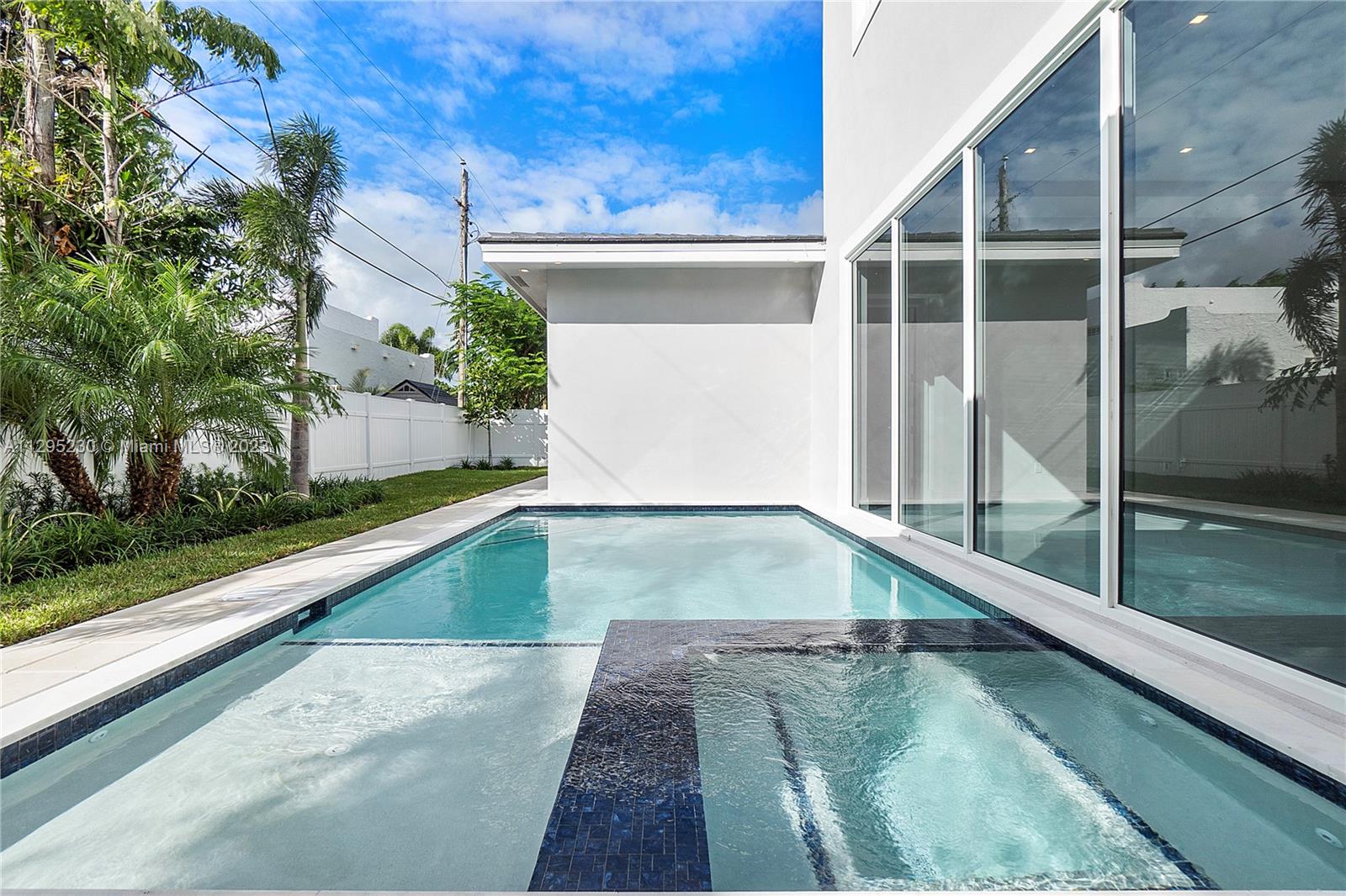 DELL PARK - Residential