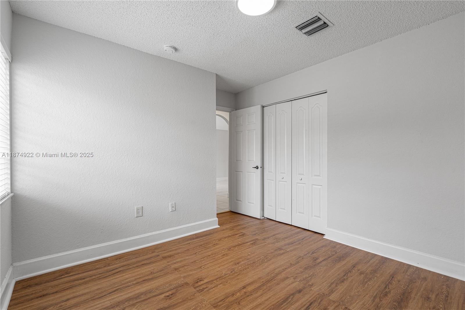 LAKES BY THE BAY SEC 12 - Residential