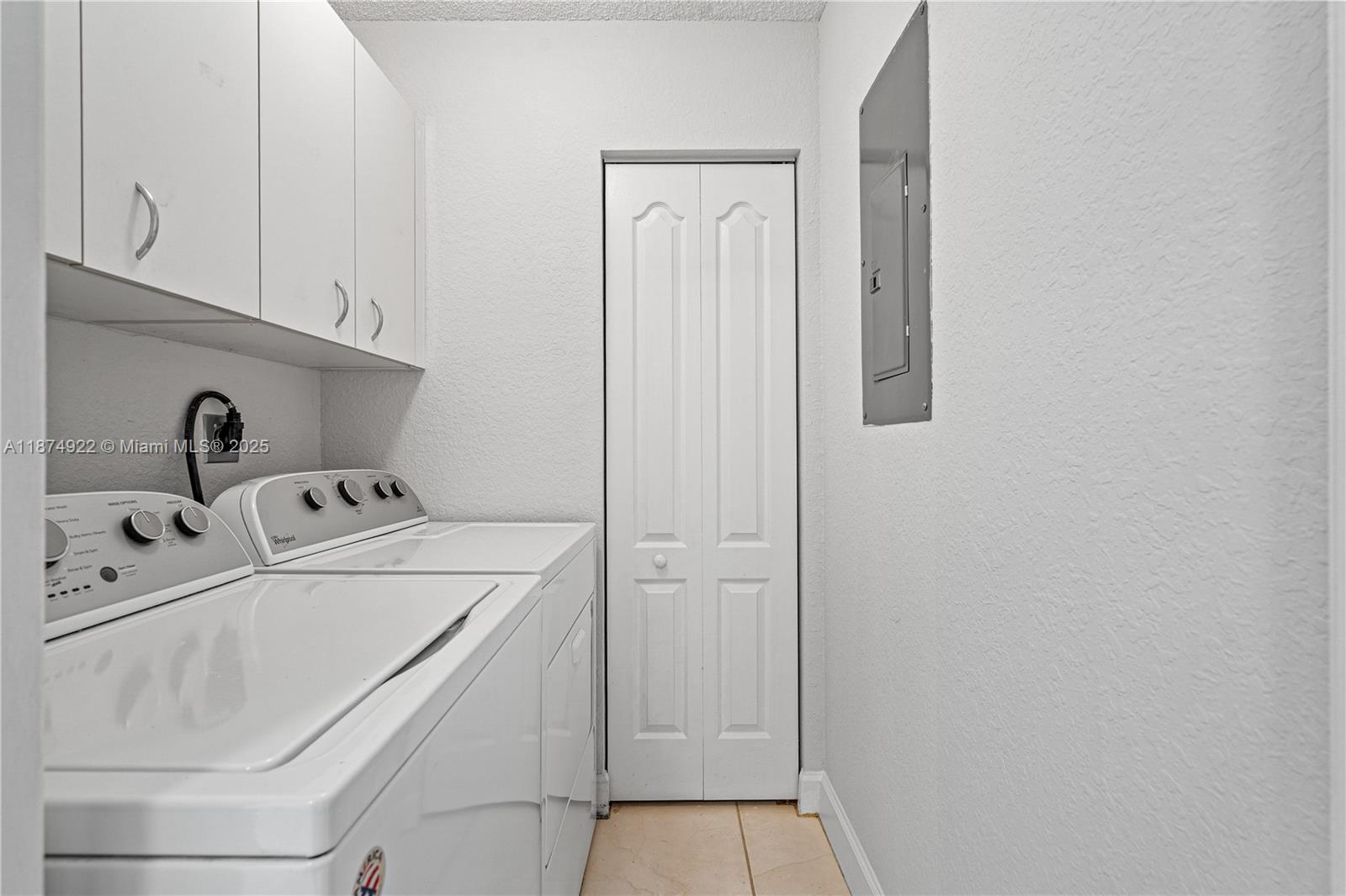 LAKES BY THE BAY SEC 12 - Residential