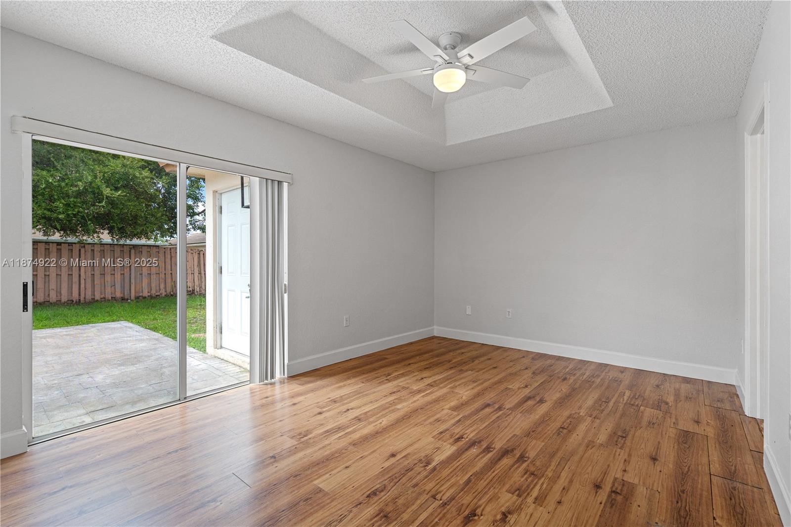 LAKES BY THE BAY SEC 12 - Residential