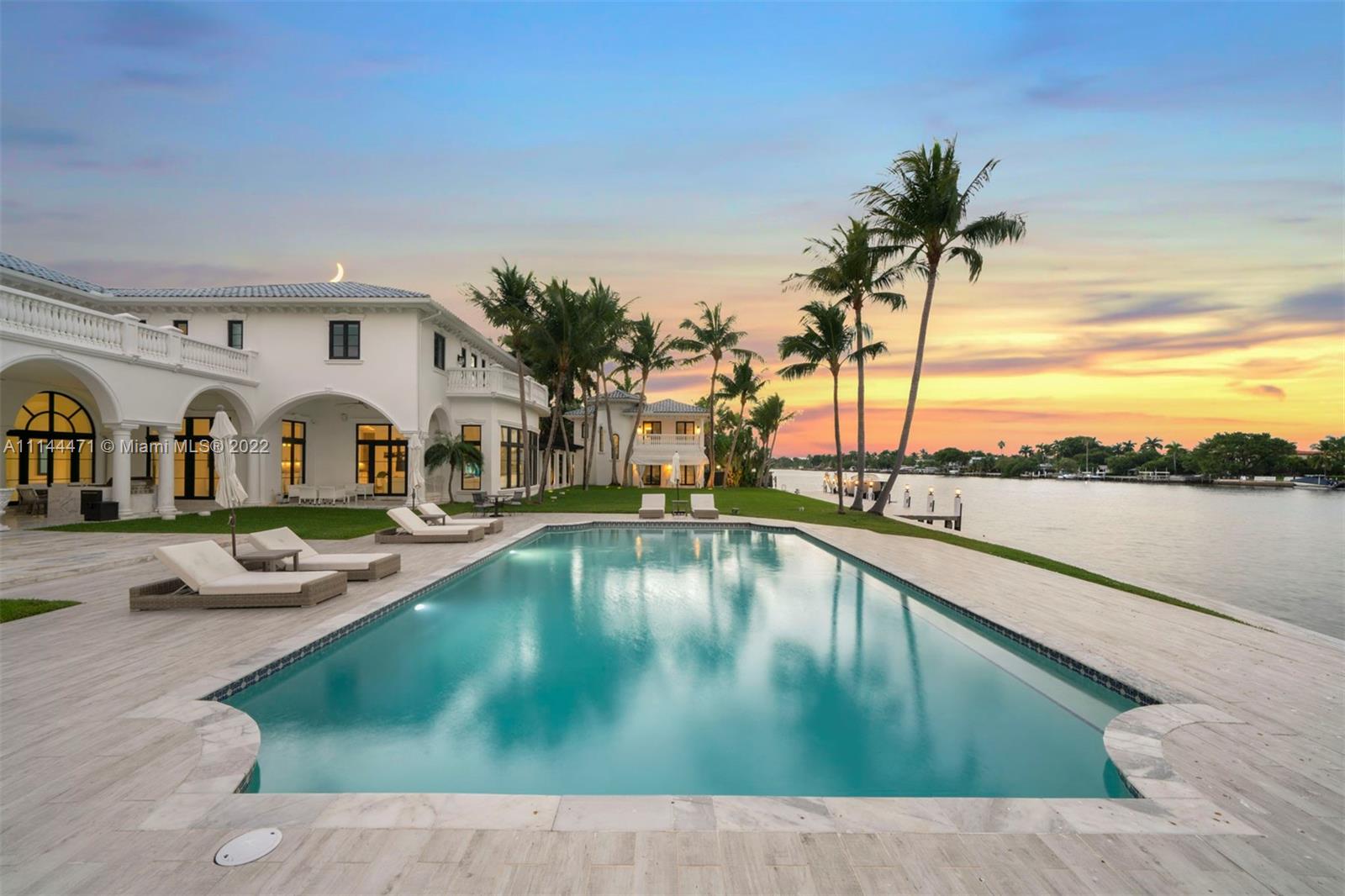 HOLLYWOOD LAKES SEC - Residential