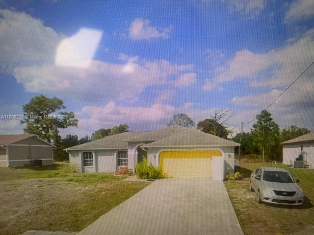 2714 15 Sw, Lehigh Acres, Lee County, Florida - 3 Bedrooms  
2 Bathrooms - 