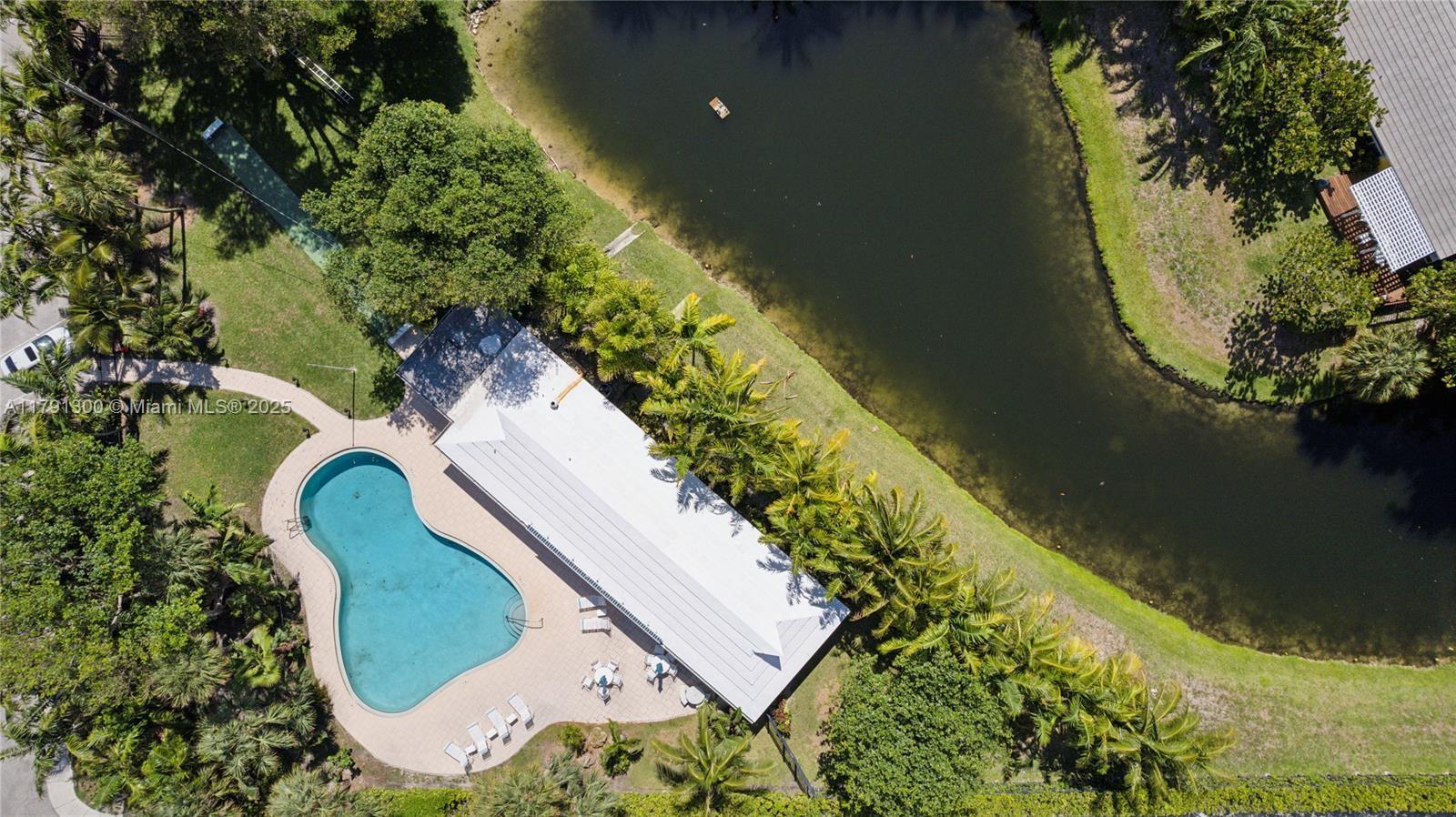 BREAKWATER - Residential