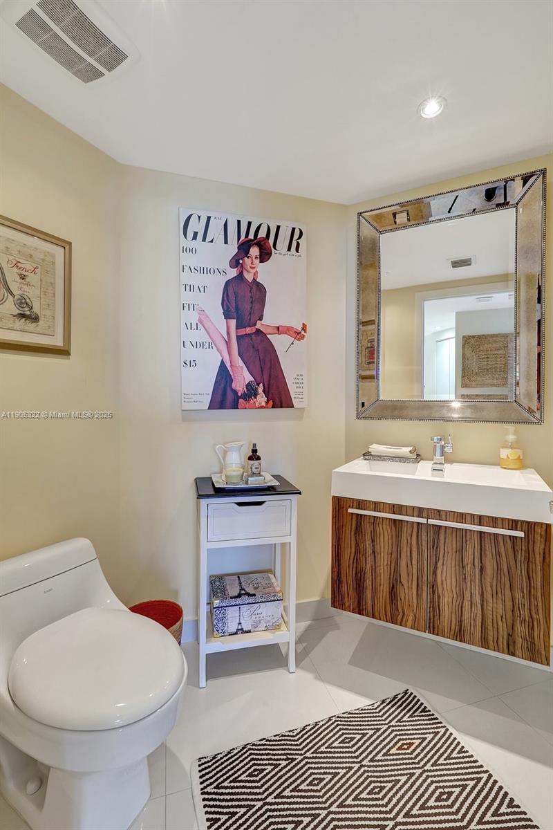 1000 ISL BLVD WILLIAMS IS - Residential