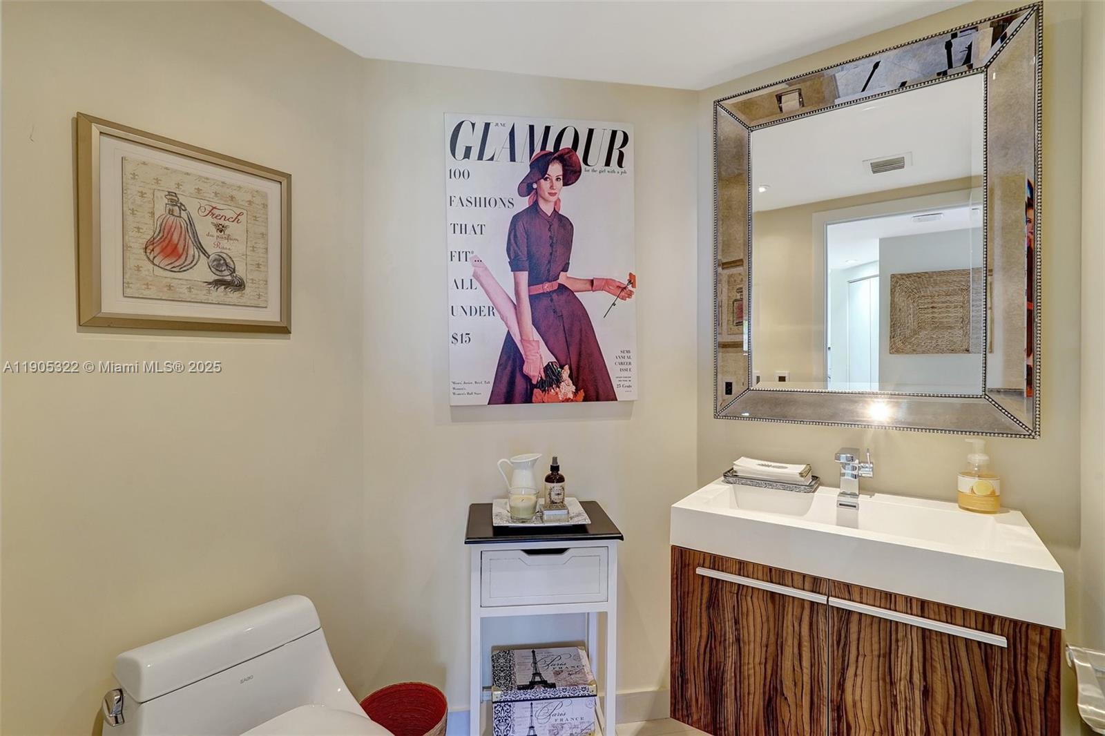 1000 ISL BLVD WILLIAMS IS - Residential