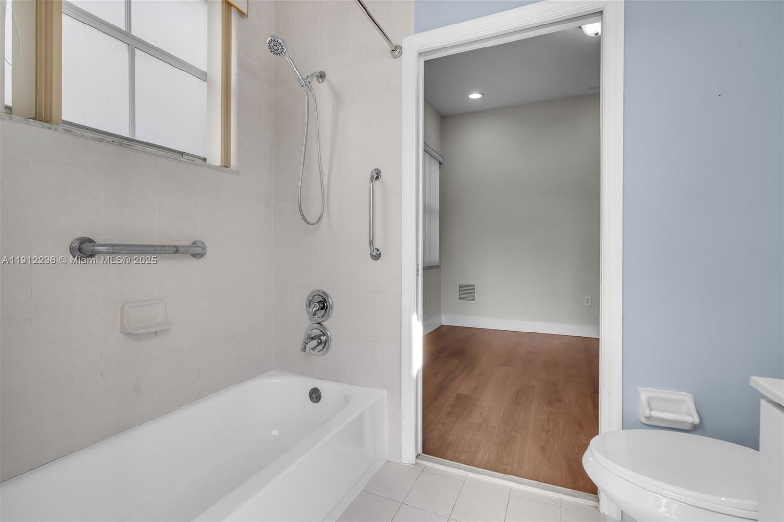 CENTURY GARDENS - Residential Lease