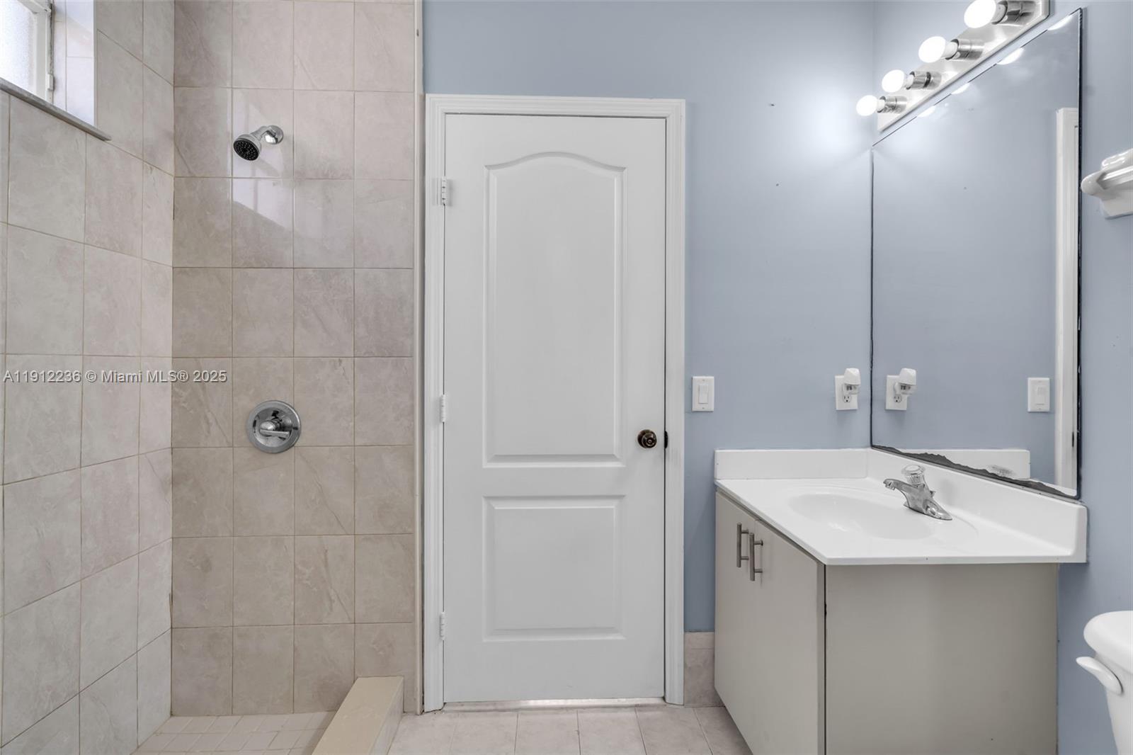 CENTURY GARDENS - Residential Lease