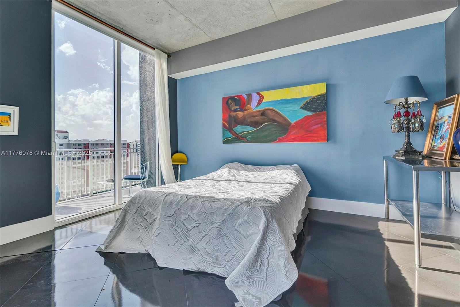 UPTOWN LOFTS CONDO - Residential