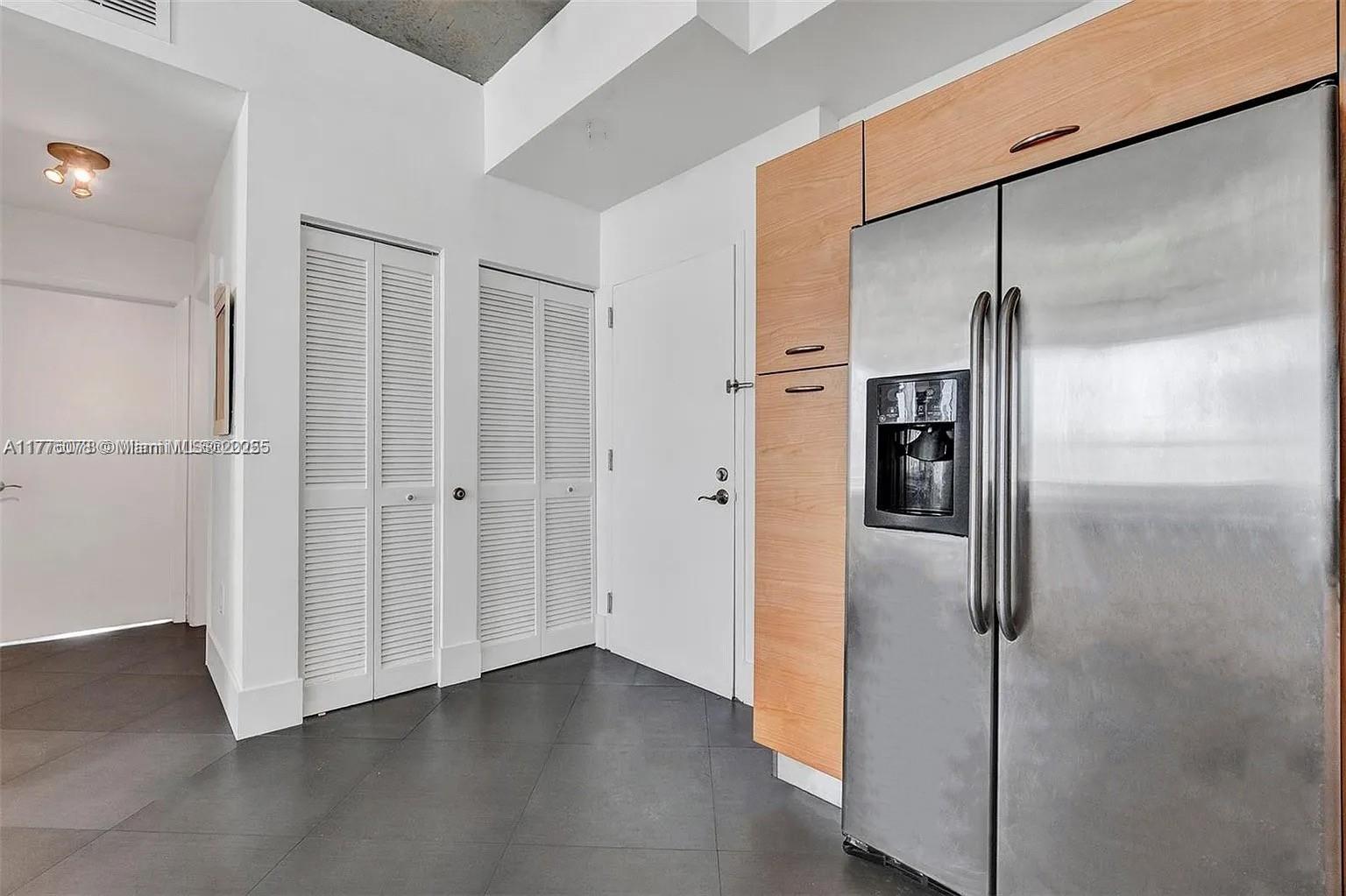 UPTOWN LOFTS CONDO - Residential