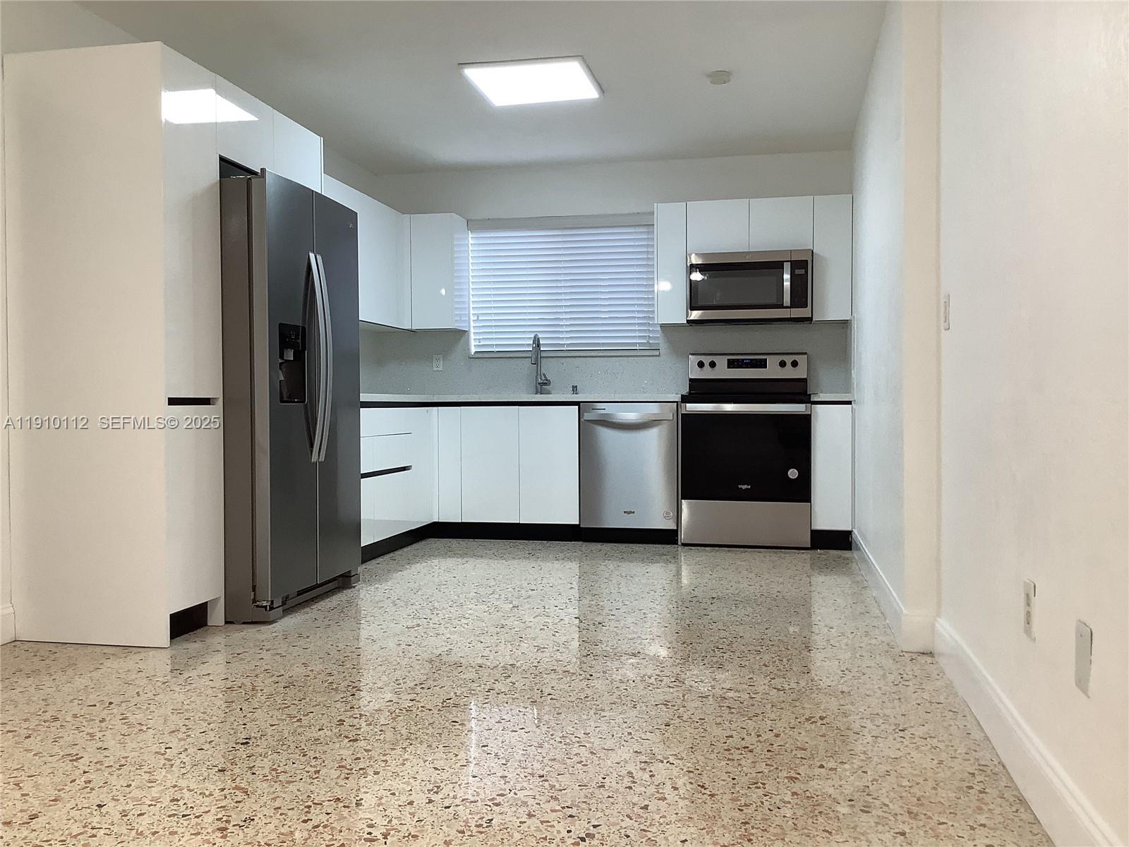 7435 SW 23rd St FRONT