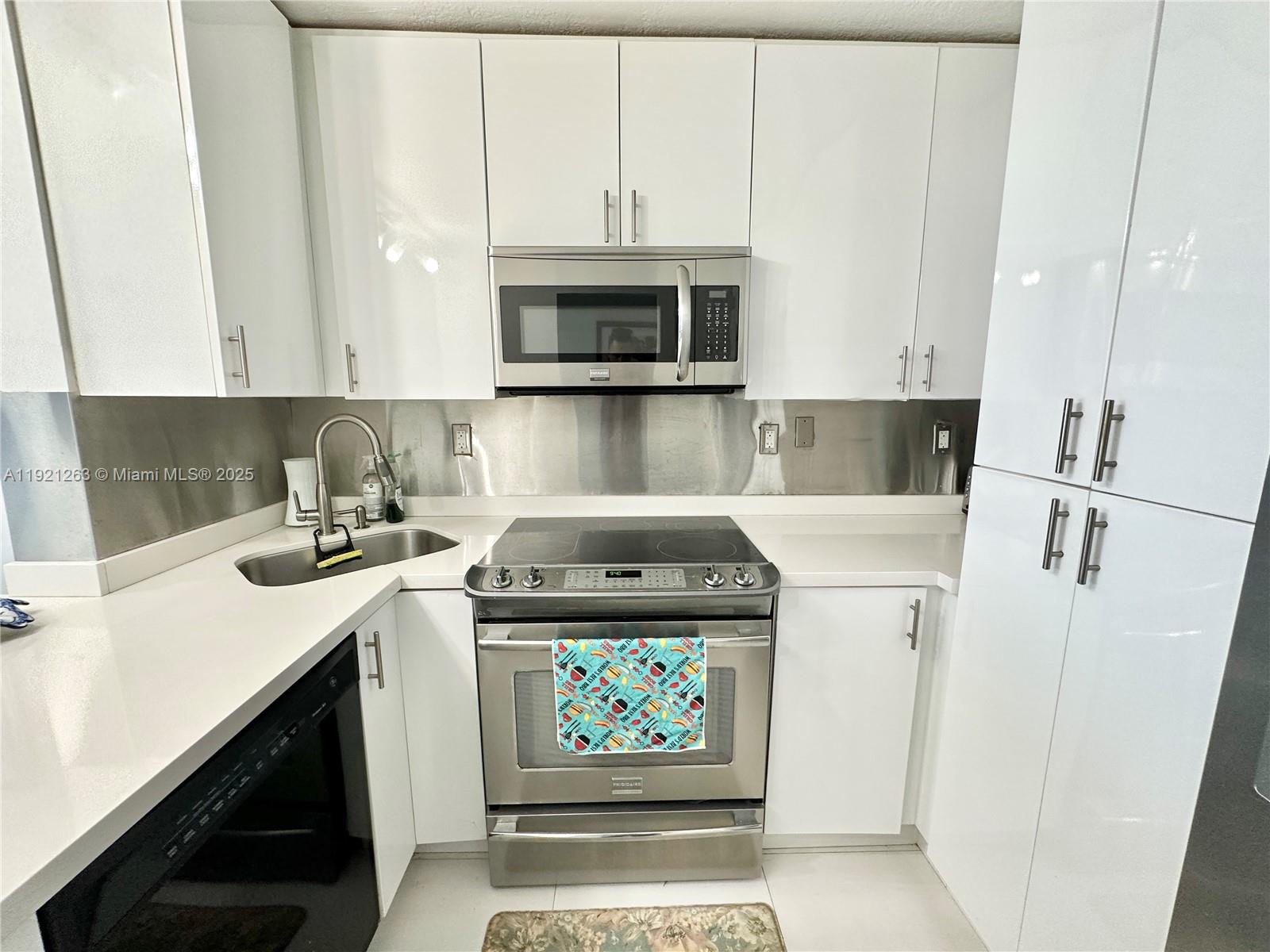 EDEN POINT NORTH CONDO - Residential Lease