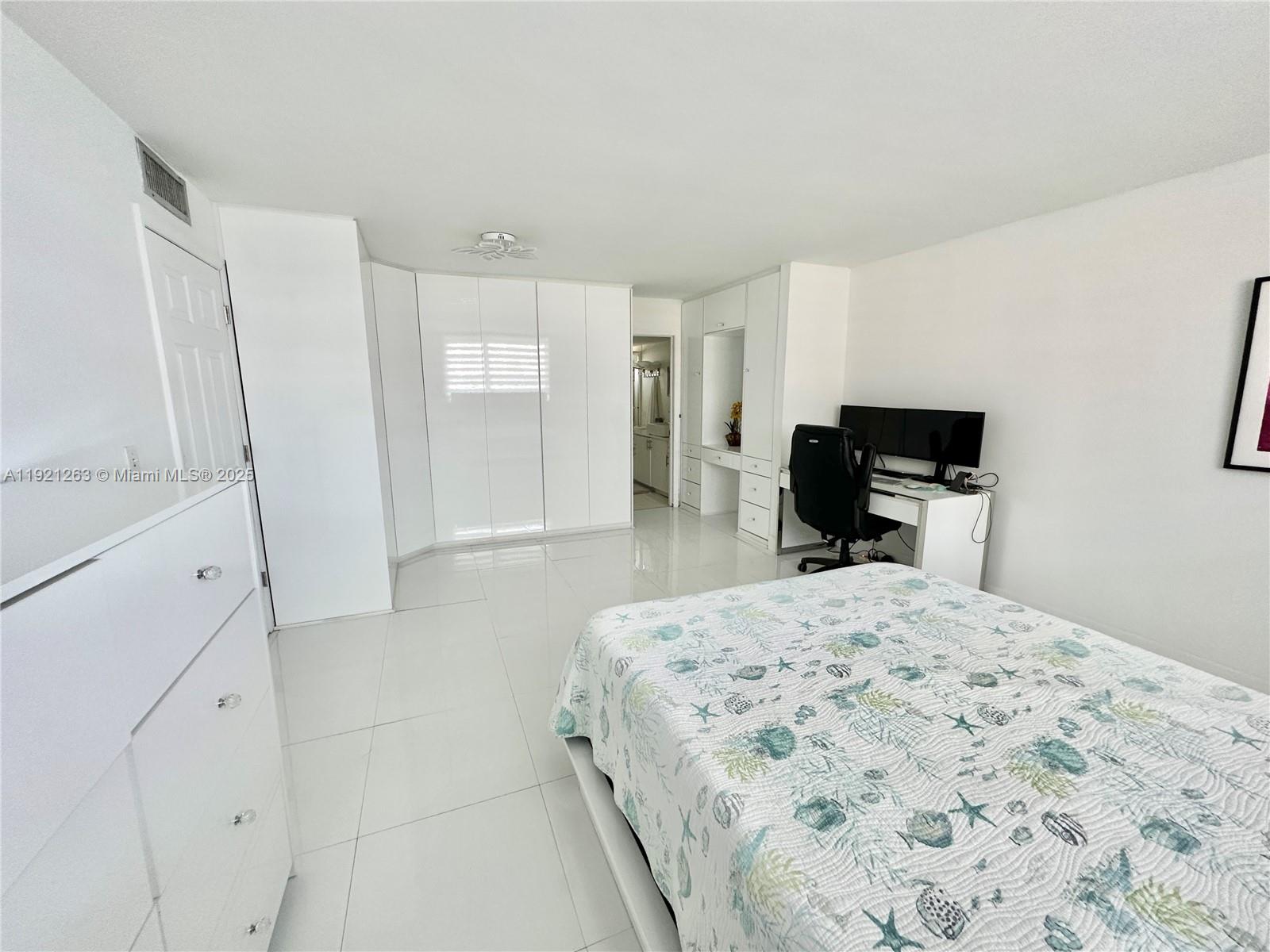 EDEN POINT NORTH CONDO - Residential Lease