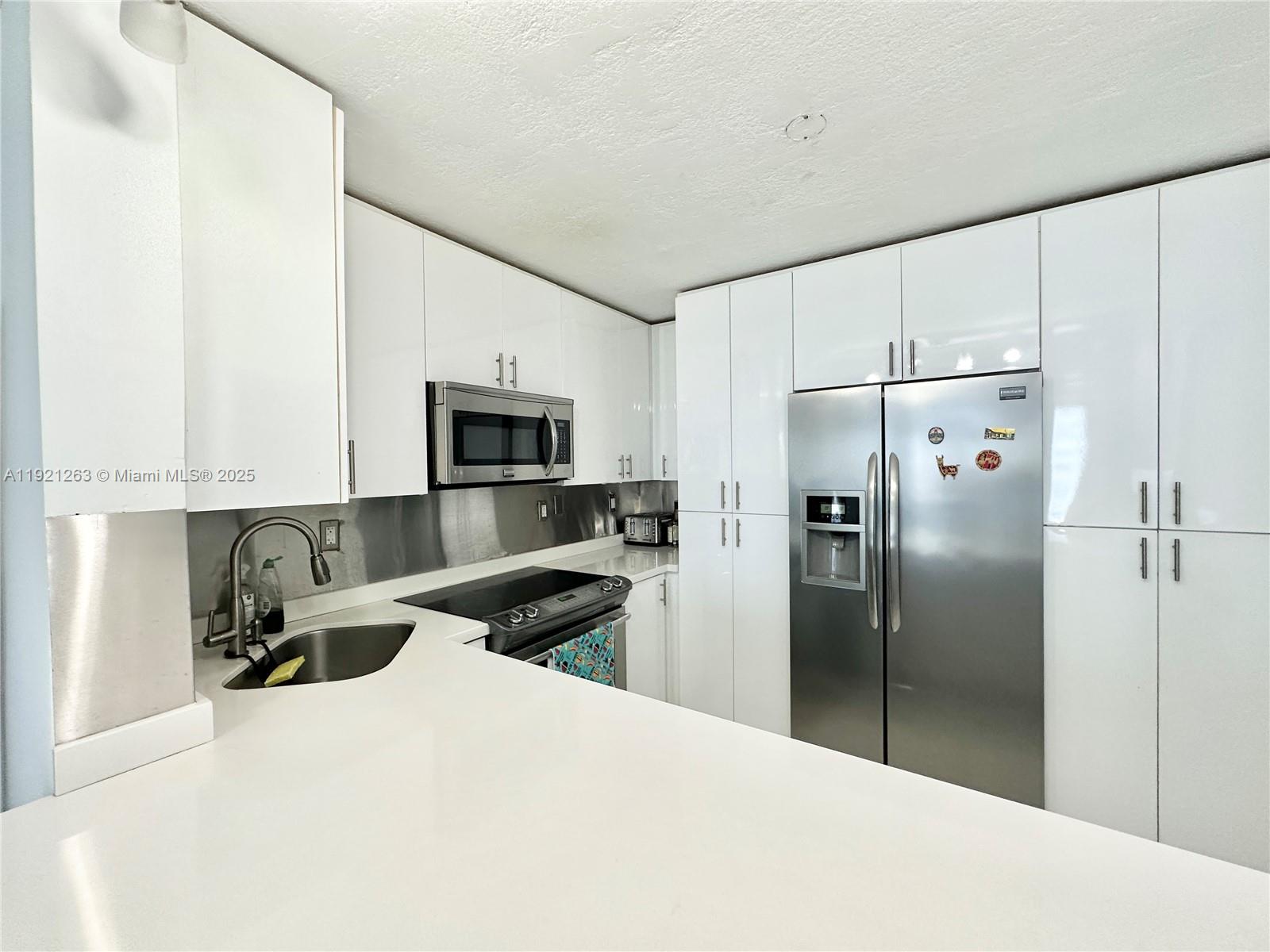 EDEN POINT NORTH CONDO - Residential Lease