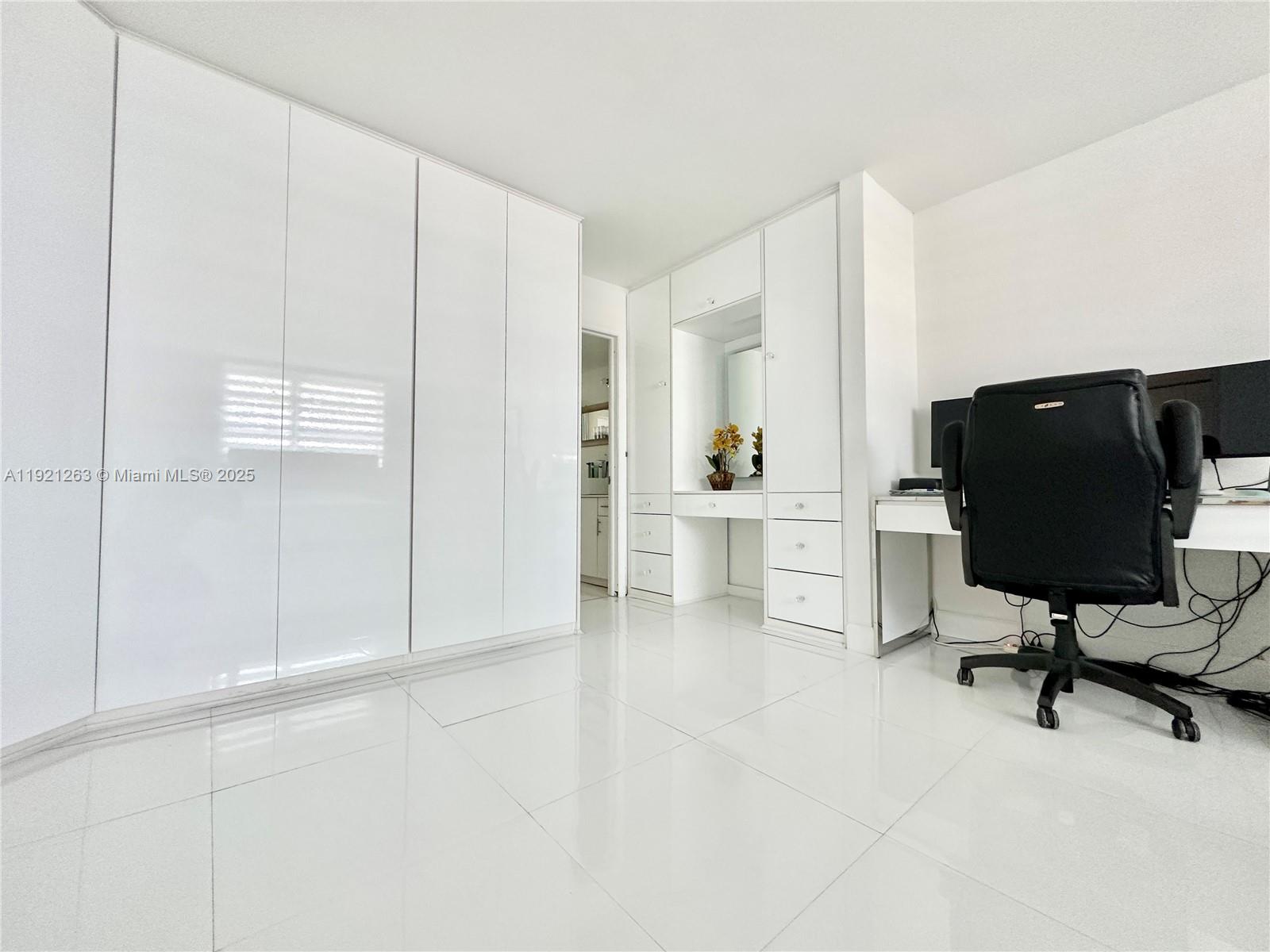 EDEN POINT NORTH CONDO - Residential Lease