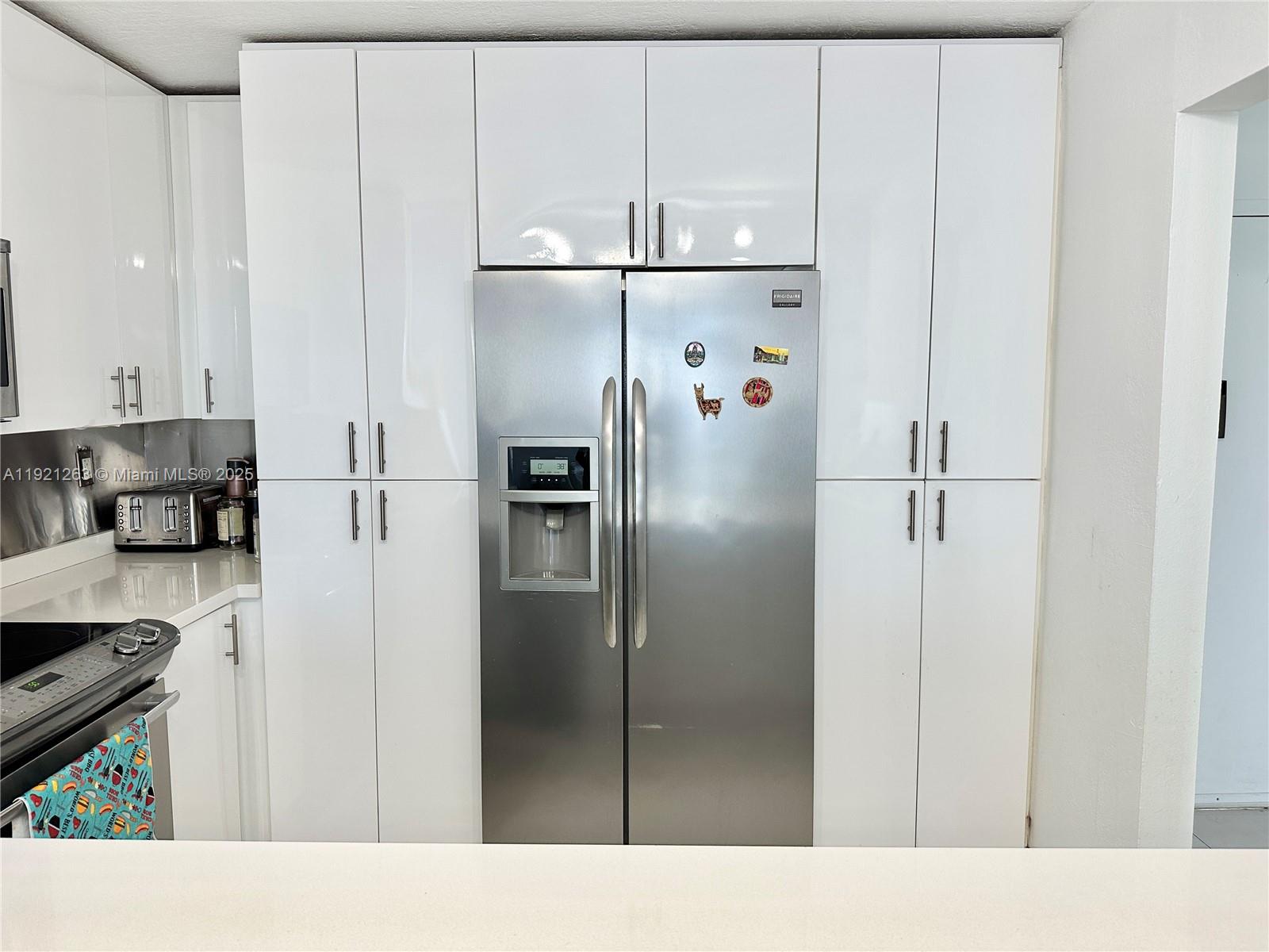 EDEN POINT NORTH CONDO - Residential Lease