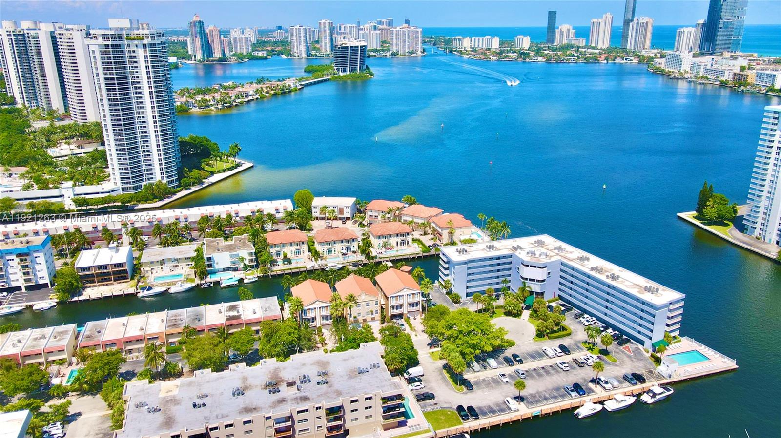 EDEN POINT NORTH CONDO - Residential Lease