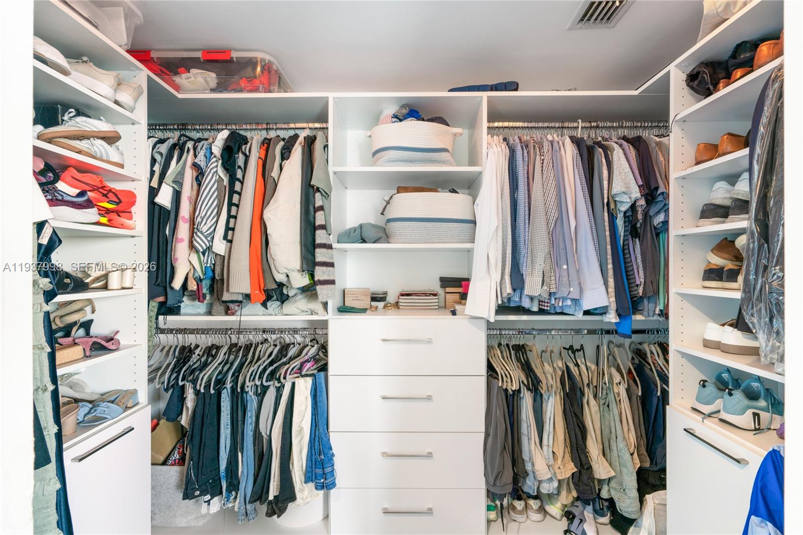 VIZCAYNE NORTH CONDO - Residential