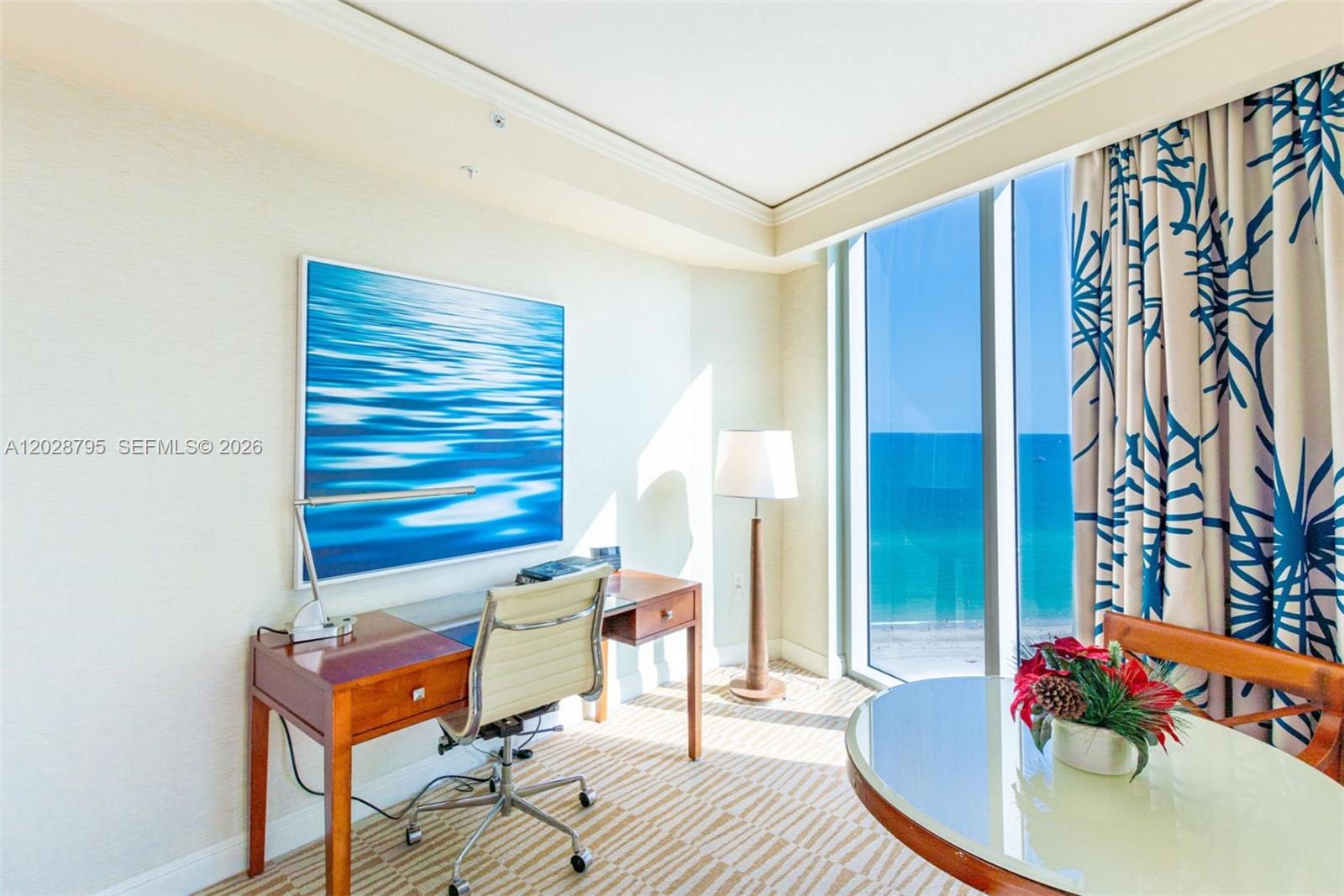 TRUMP INTERNATIONAL SONES - Residential